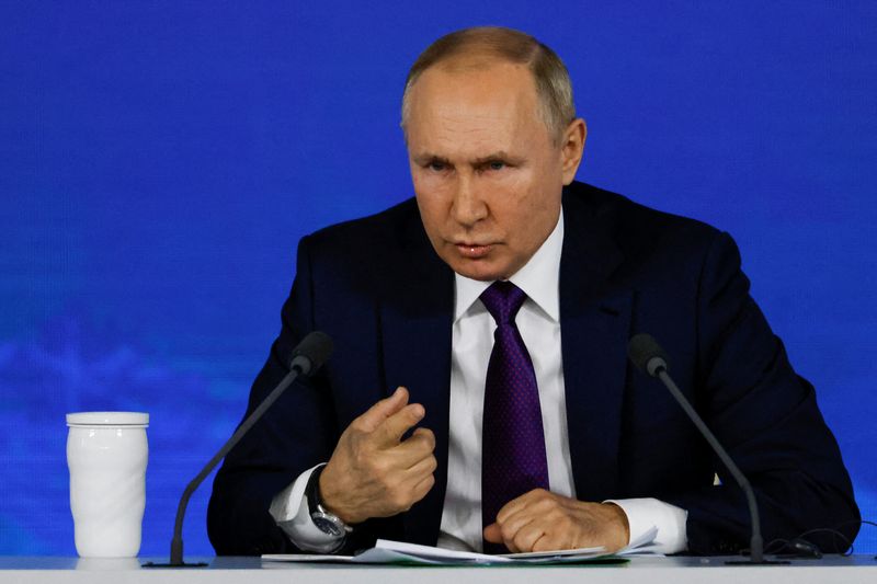 El presidente ruso Vladimir Putin en su conferencia de prensa anual de fin de año en Moscú, Rusia, 23 de diciembre de 2021. REUTERS/Evgenia Novozhenina