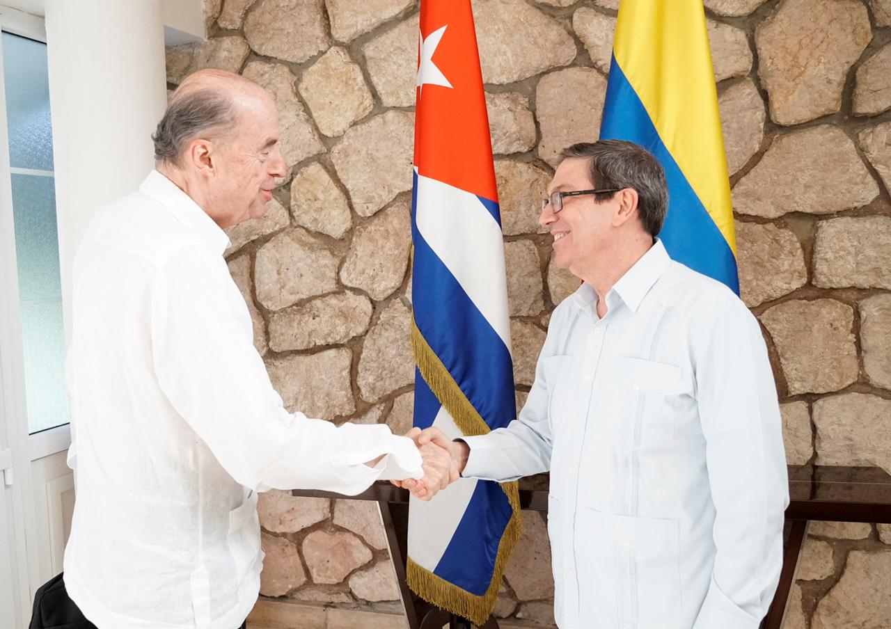 El nuevo Gobierno colombiano rechazó la decisión de mantener a Cuba en la lista de patrocinadores del terrorismo