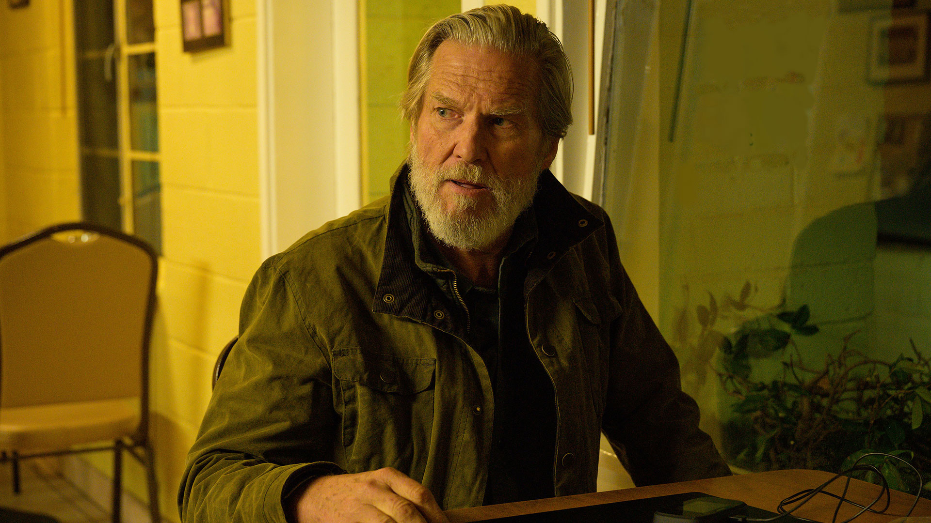 Jeff Bridges Ha Vuelto Recargado Y Se Muestra Más Duro Que Nunca Como “the Old Man” Infobae 4181