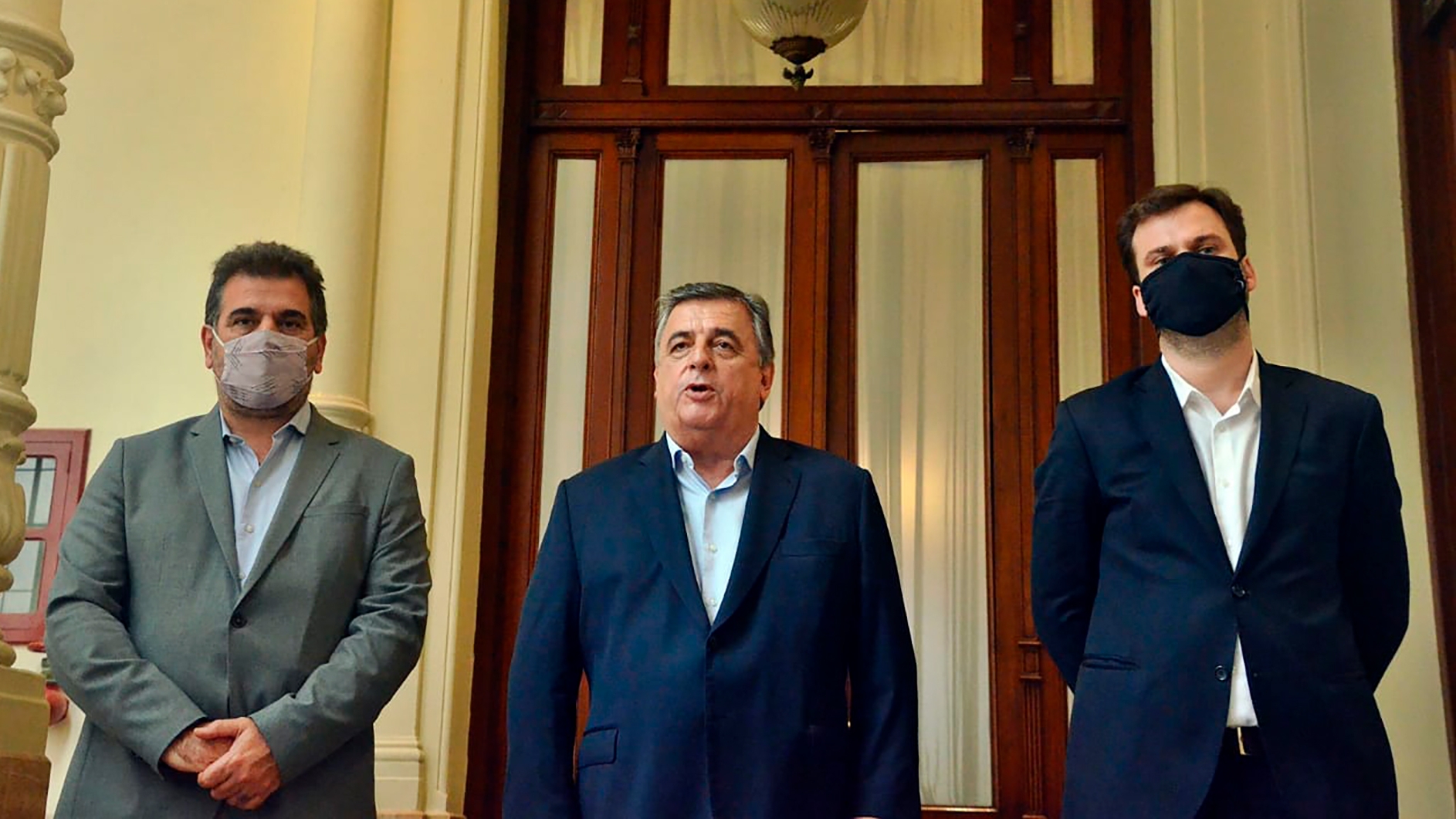 Cristian Ritondo, Mario Negri y Juan Manuel López, juntos durante una conferencia de prensa en el Congreso