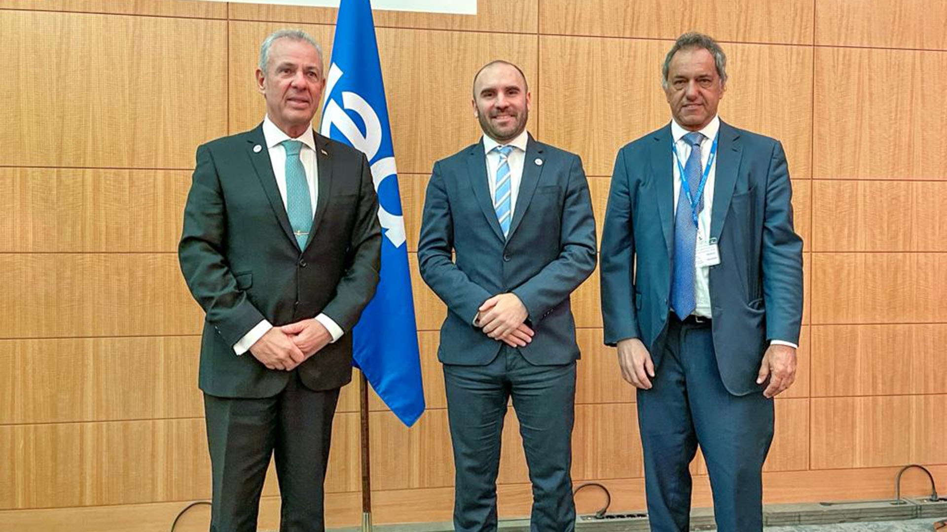 Guzmán y Scioli, en una reunión en París con el ministro de Energía y Minas de Brasil, Bento Albuquerque