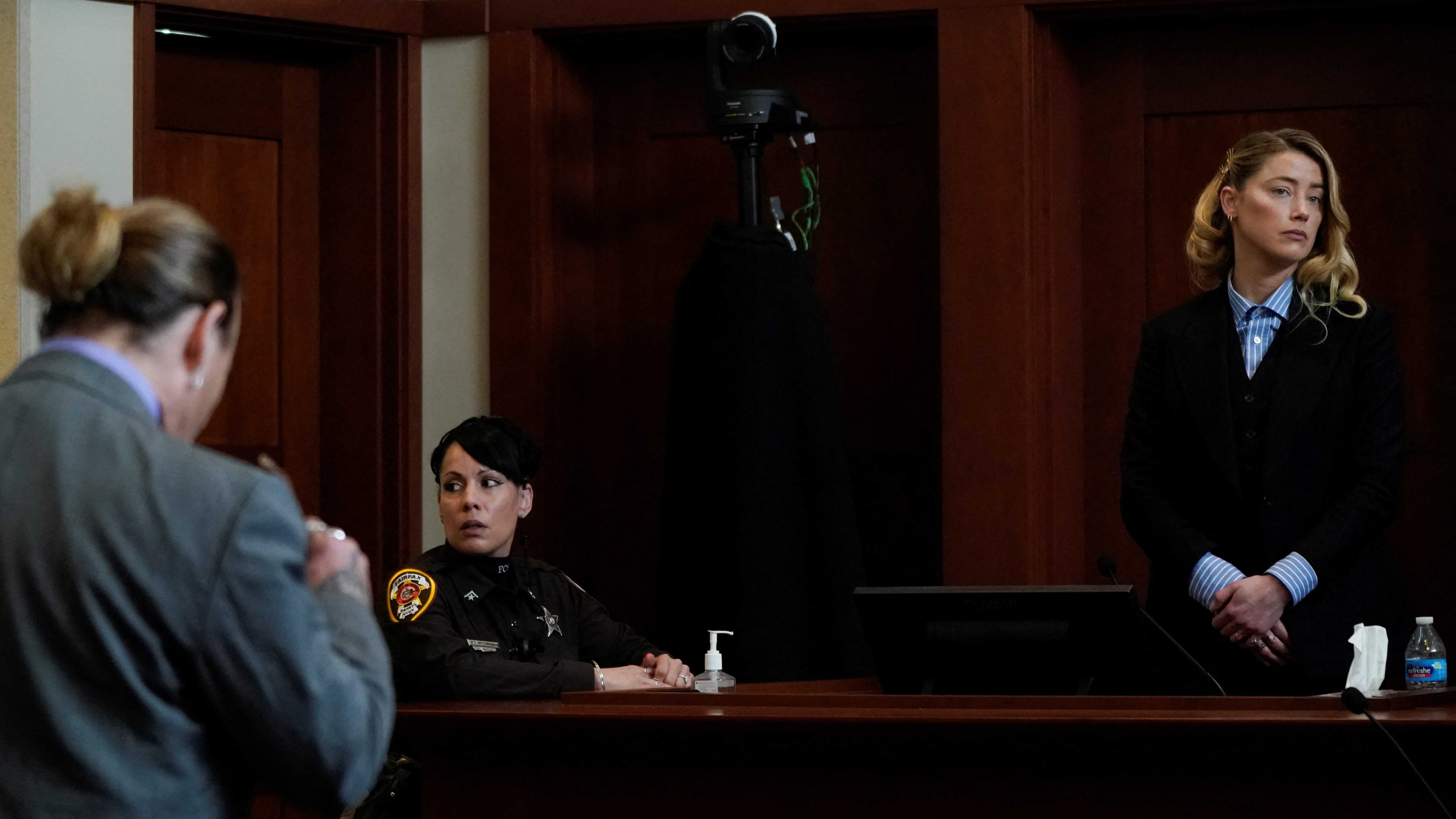 Heard está testificando contra Johnny (Foto: REUTERS/Elizabeth Frantz/Pool)