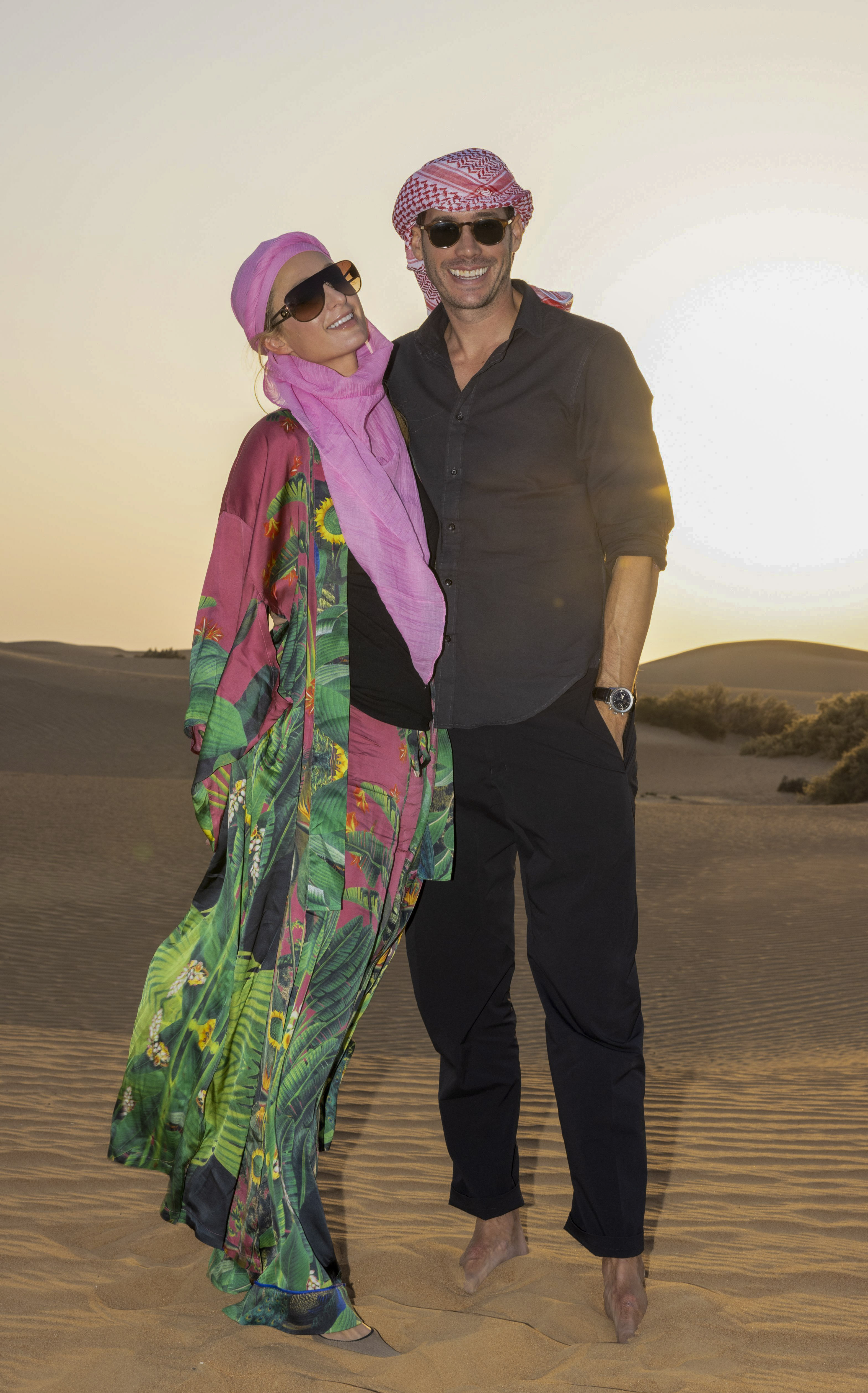 ¡Siguen de viaje! Paris Hilton y Carter Reum continúan disfrutando de su luna de miel: ahora, en Dubai. Allí aprovecharon distintas atracciones y también descansaron en un lujoso hotel (Fotos: The Grosby Group)