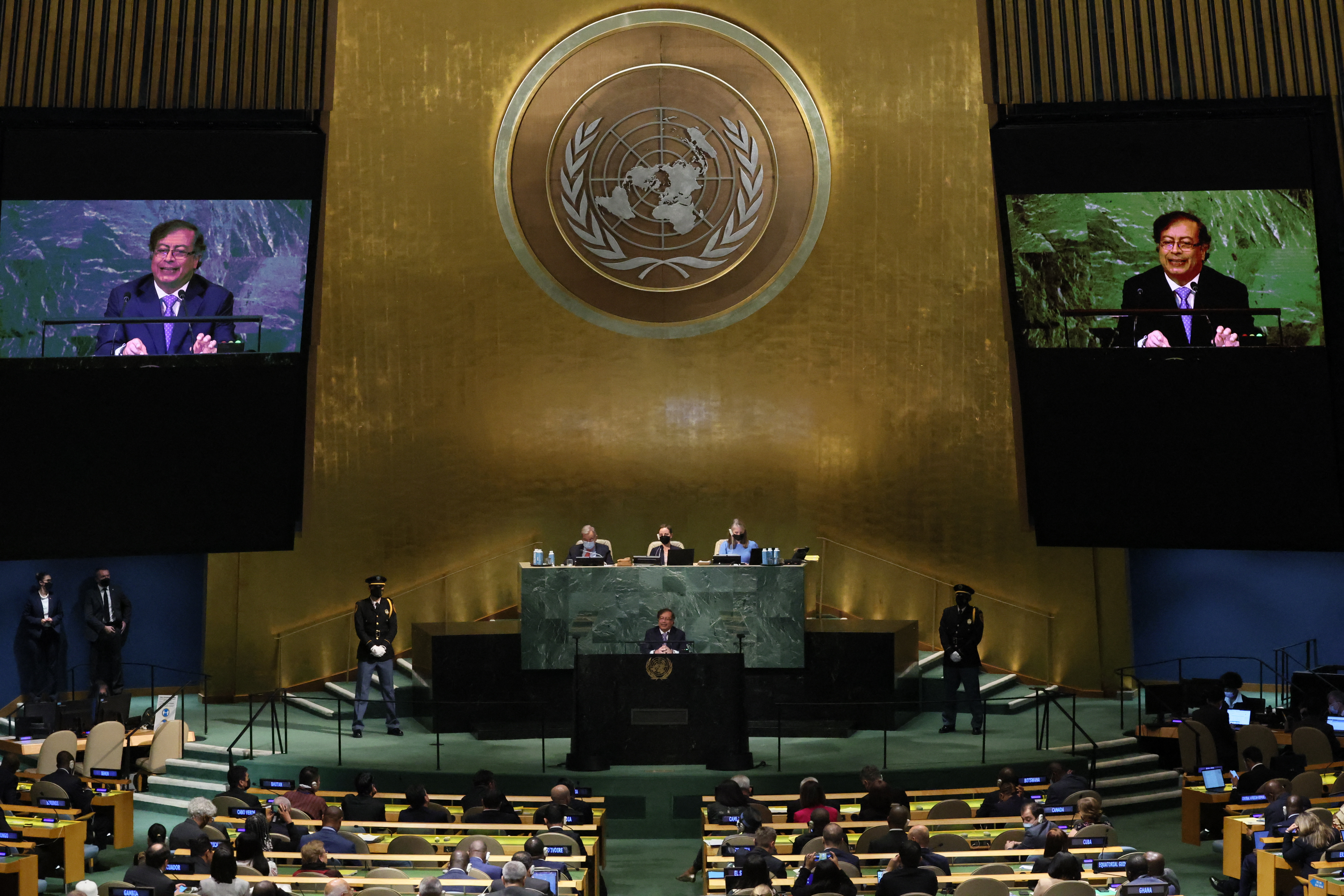 El presidente de Colombia, Gustavo Petro, se dirige al 77º período de sesiones de la Asamblea General de las Naciones Unidas en la sede de la ONU en la ciudad de Nueva York, EE. UU., el 20 de septiembre de 2022. REUTERS/Brendan Mcdermid