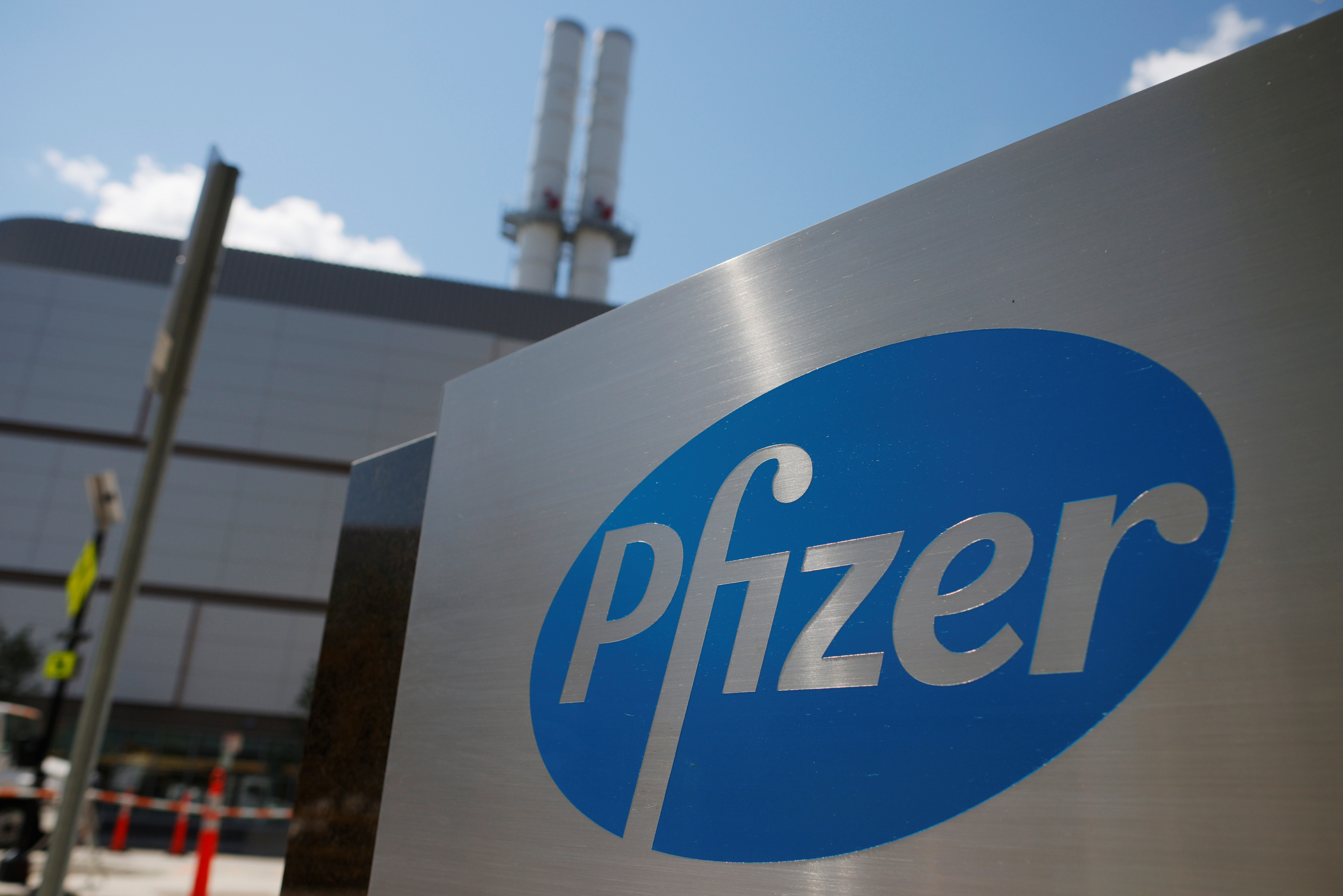 Con la aprobación de la FDA, Pfizer ahora tiene el camino libre para la comercialización de este nuevo medicamento (REUTERS/Brian Snyder)