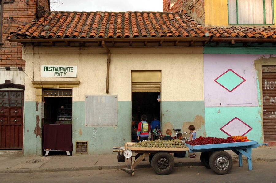 Fachada barrio Las Cruces, Bogotá. -Foto José Ruiz, Colprensa