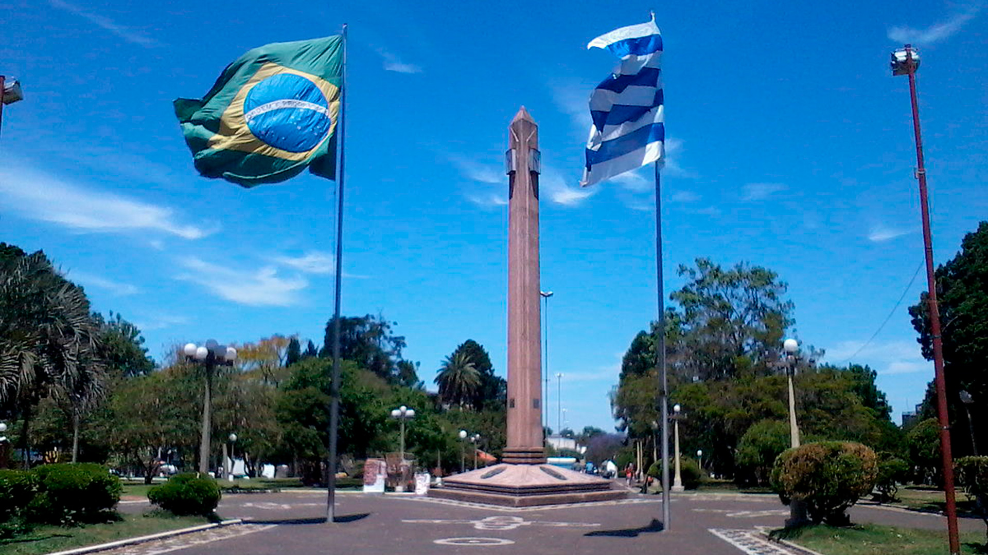 La frontera entre Uruguay y Brasil en Rivera y Santana do Livramento