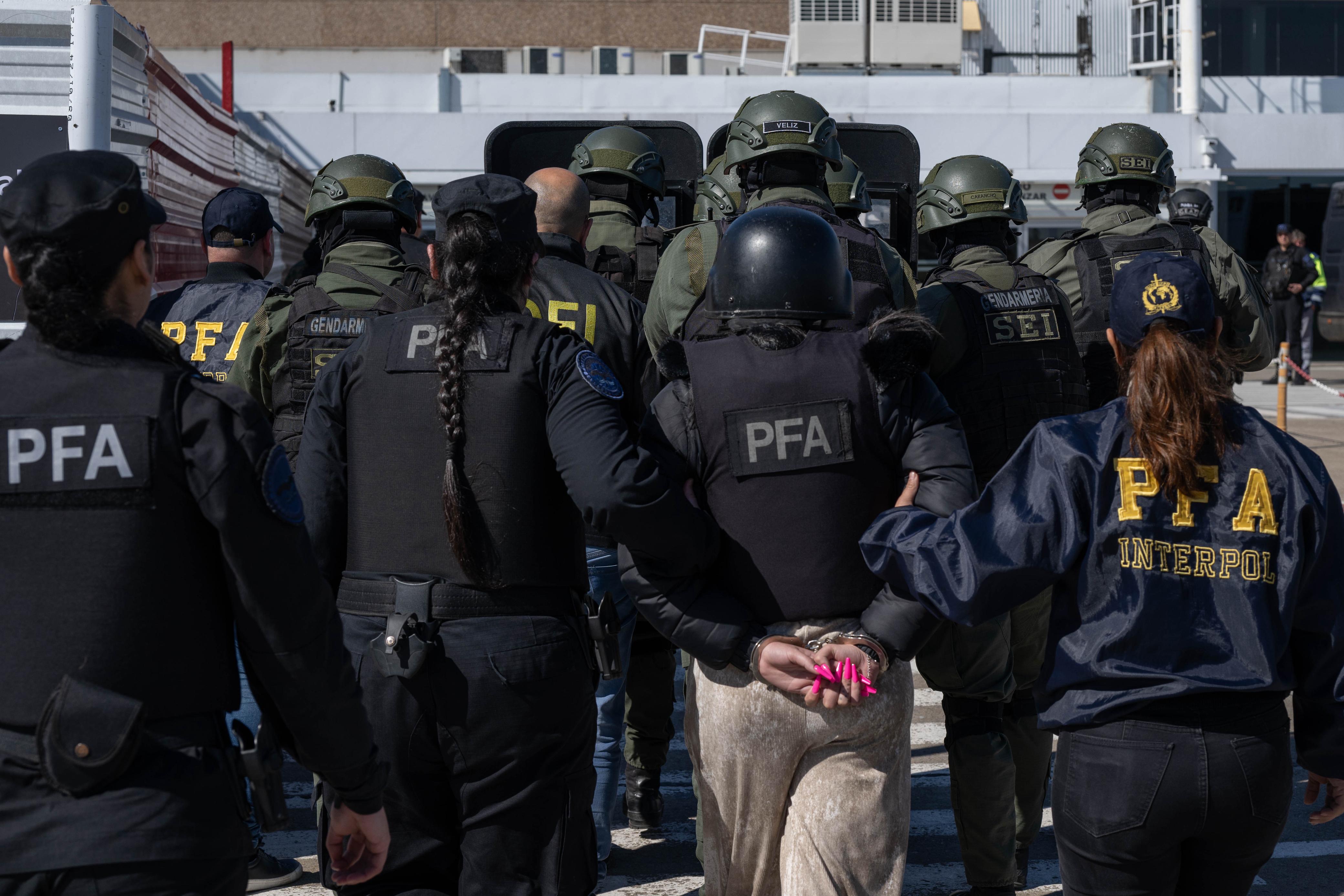 Cayó una familia narco que se valía de mujeres con arresto domiciliario para almacenar la droga