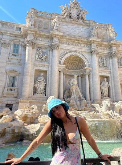 Il y a quelques jours, Aranza Peña a partagé des aspects de son récent voyage en Europe, où elle a visité des destinations touristiques (Photo : Instagram)