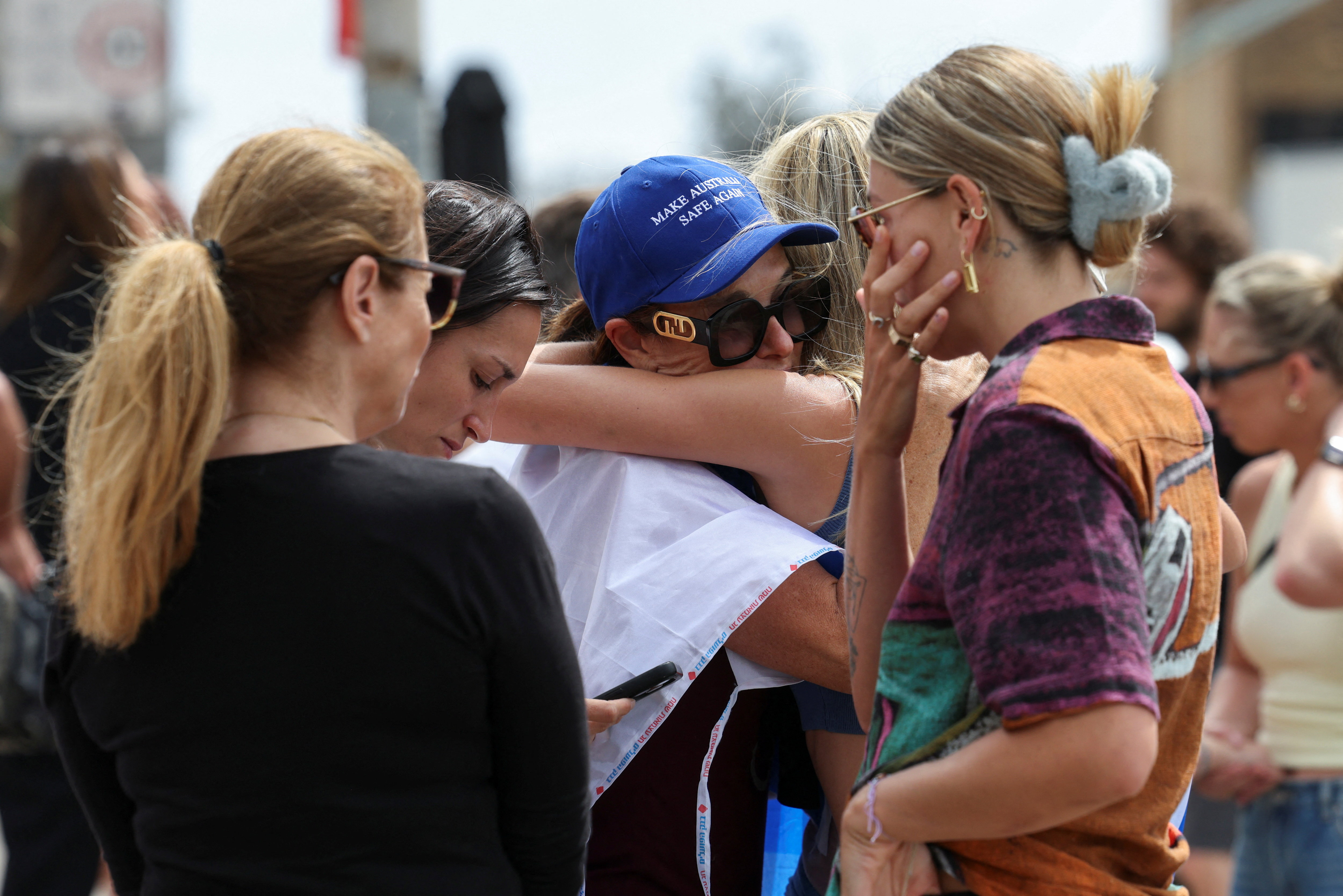 Lo que dejó el diluvio en el AMBA: cortes de luz y más de 30 rescates en la Panamericana  
