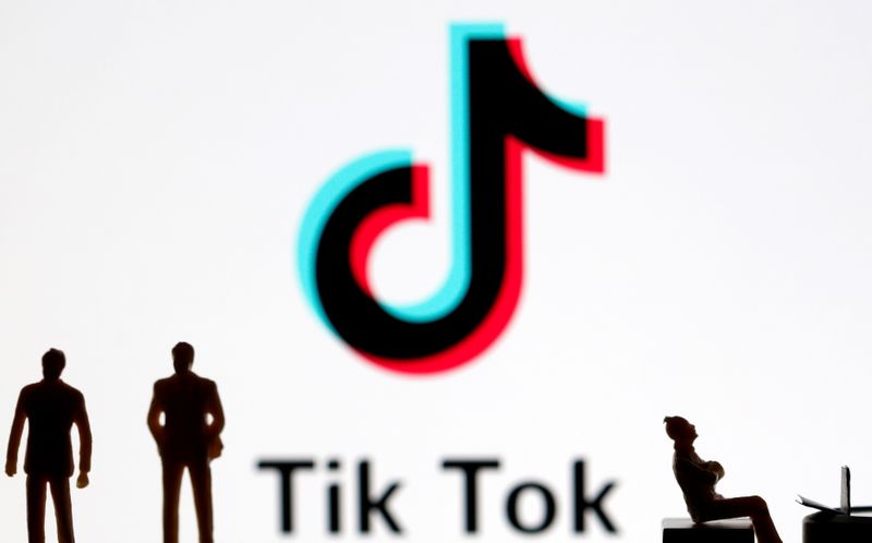 Tik Tok está trabajando en una nueva herramienta sobre empleo (REUTERS/Dado Ruvic/Ilustración)