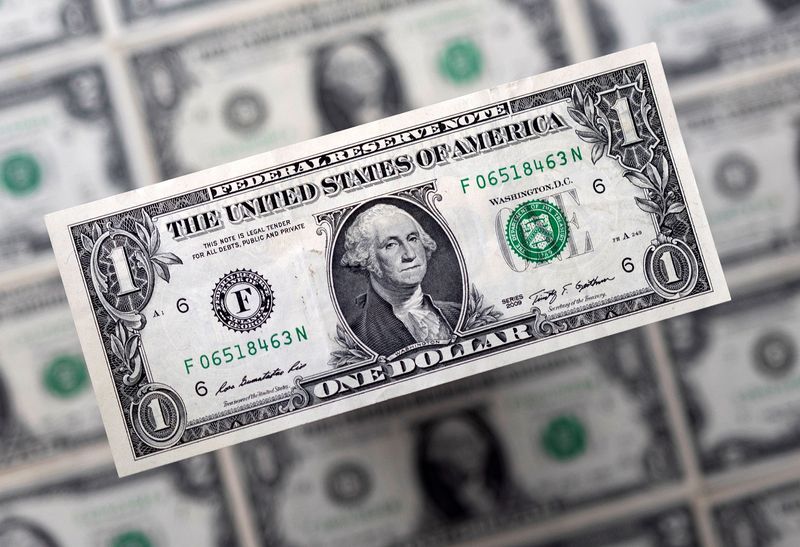 El dólar libre sube menos que la inflación en el primer tramo de 2023.