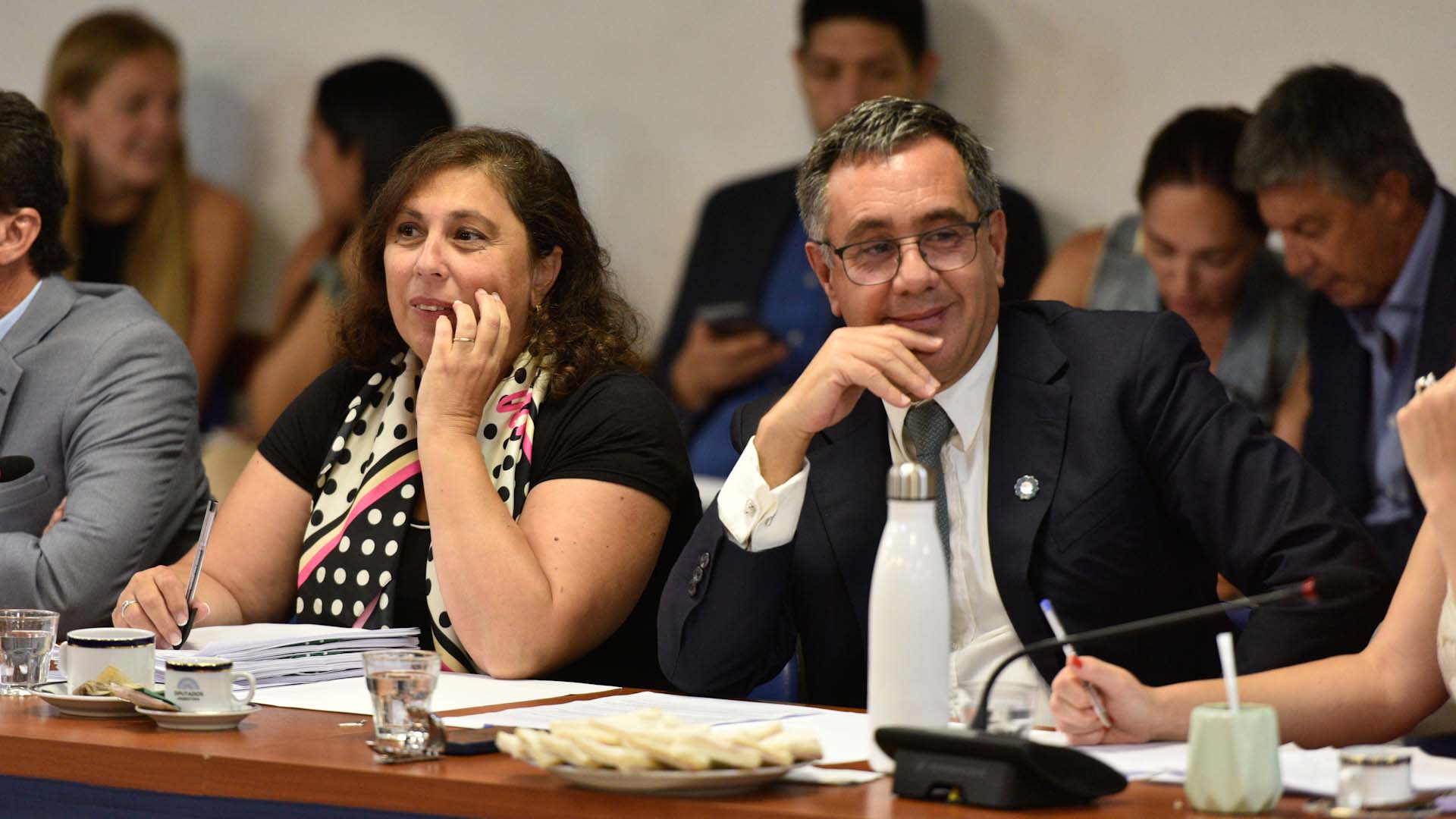 Paula Oliveto (CC) y Alejandro Finocchiaro (PRO) - Adrián Escandar