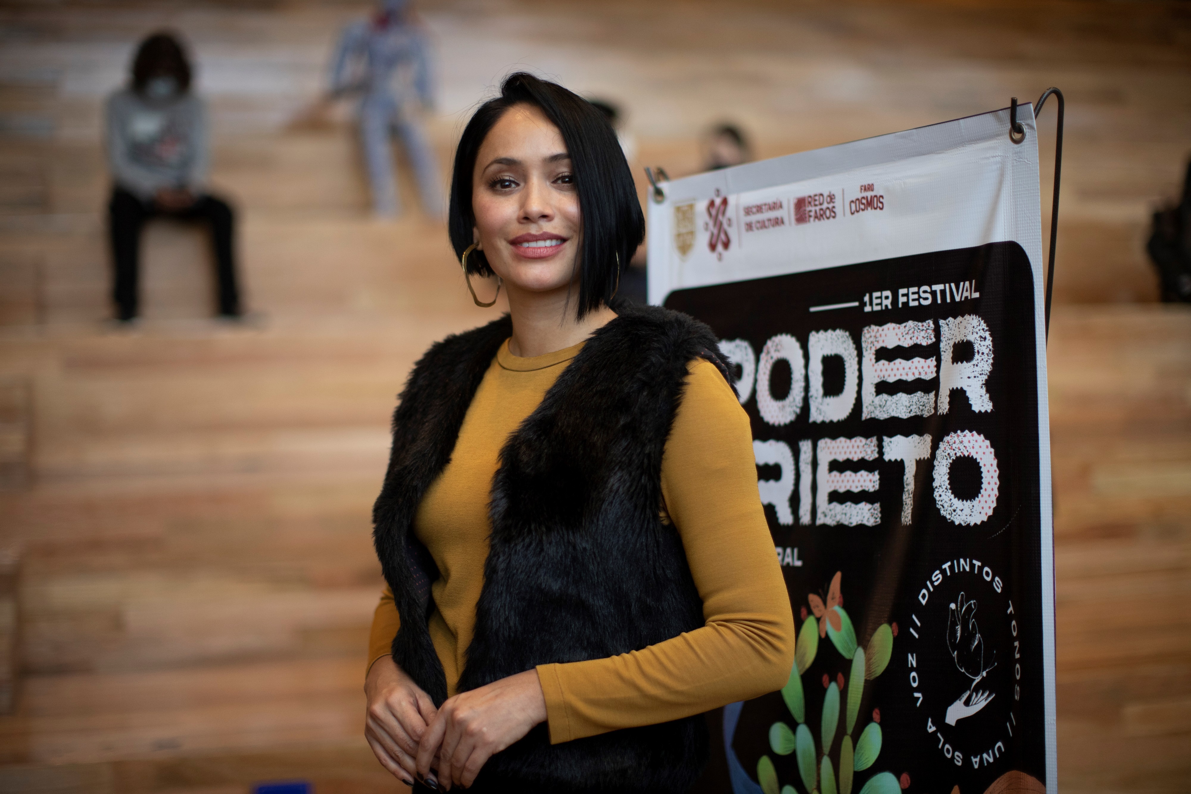La actriz mexicana Maya Zapata, posa durante la presentación del primer festival Poder Prieto, en la Ciudad de México (México). EFE/Madla Hartz
