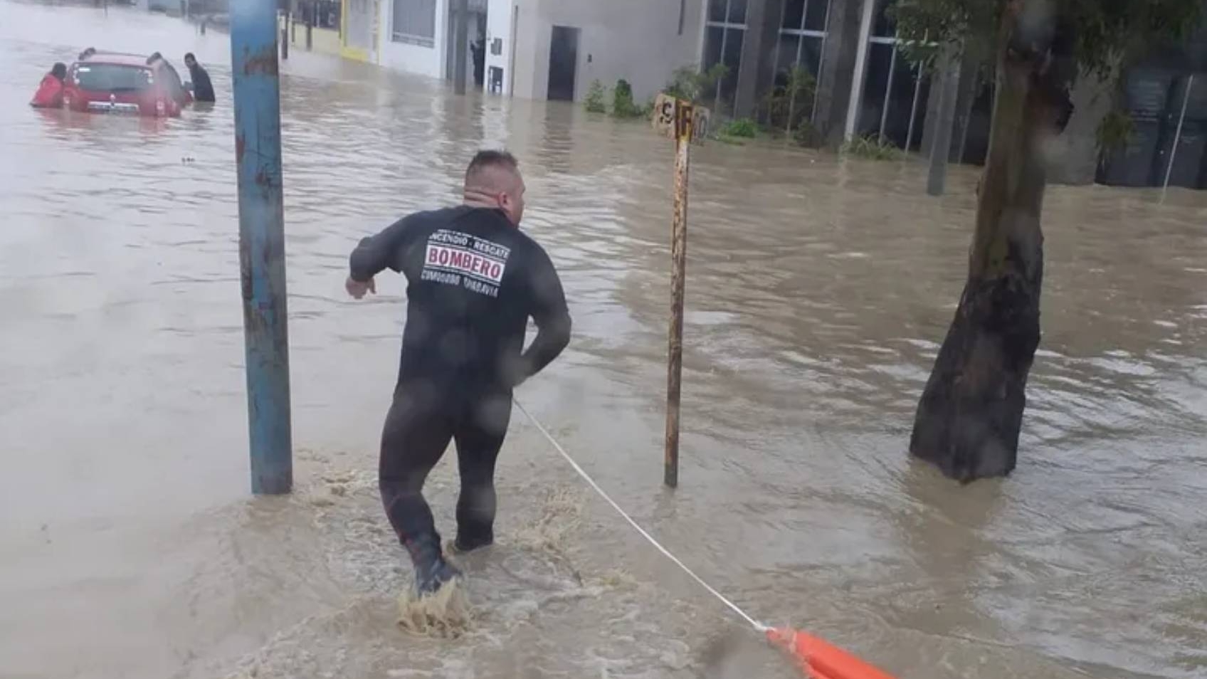 Fuertes tormentas en Comodoro Rivadavia provocaron inundaciones y evacuados