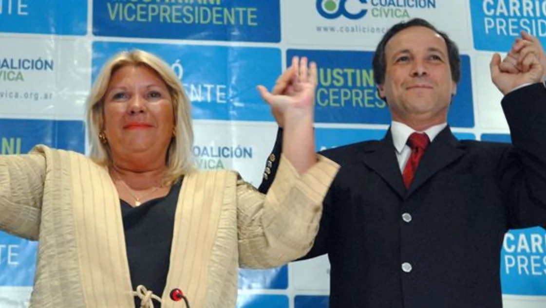 En 2007 Elisa Carrió compartió fórmula con el entonces senador por Santa Fe Rubén Giustiniani