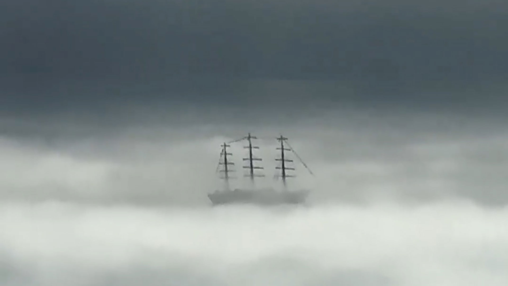 La historia detrás de la llegada de la Fragata Libertad a Mar del Plata en medio de una intensa niebla
