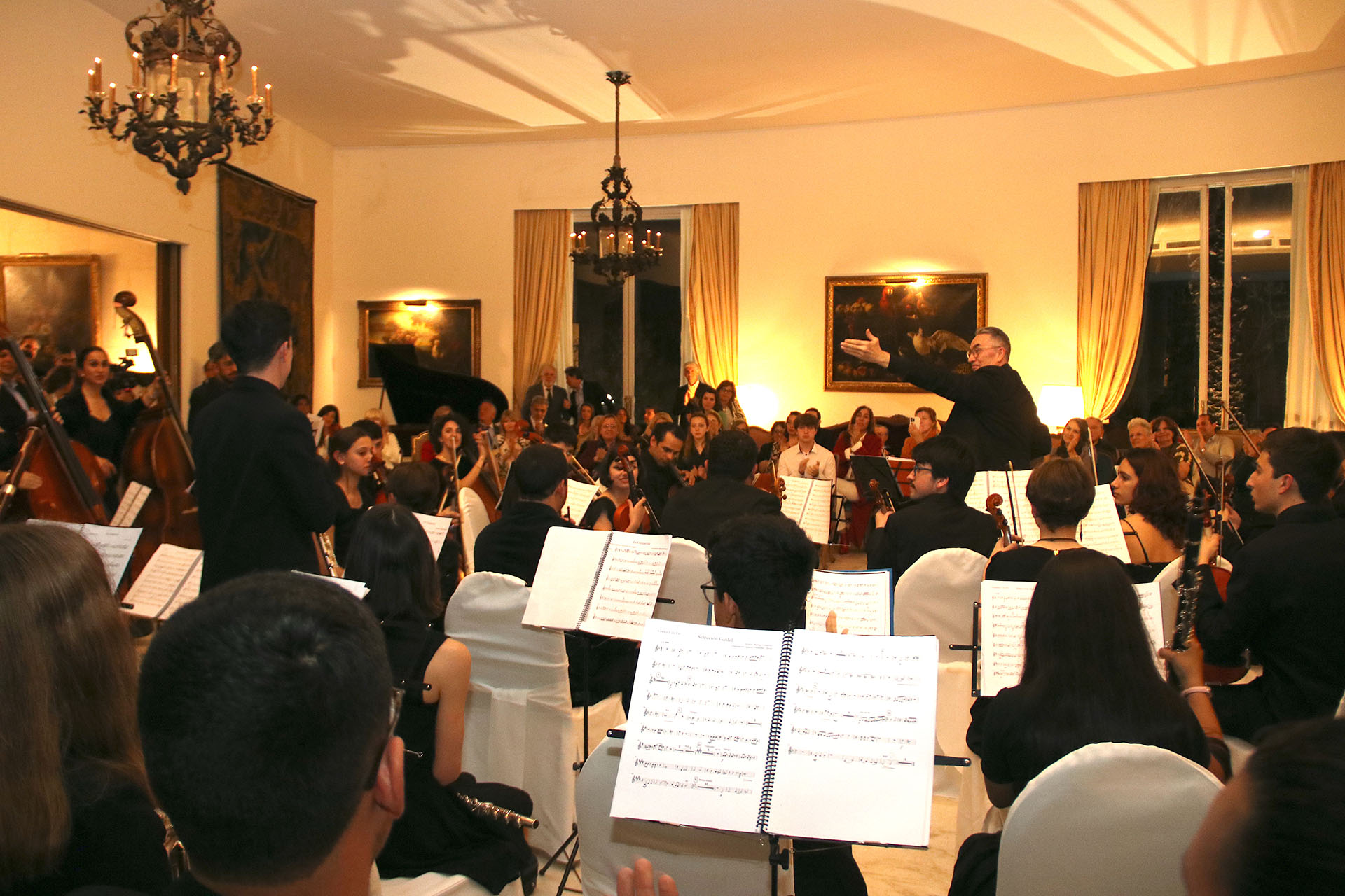 La Sinfónica Juvenil de Florida brilló durante su presentación en la Residencia del embajador de Uruguay en Argentina 