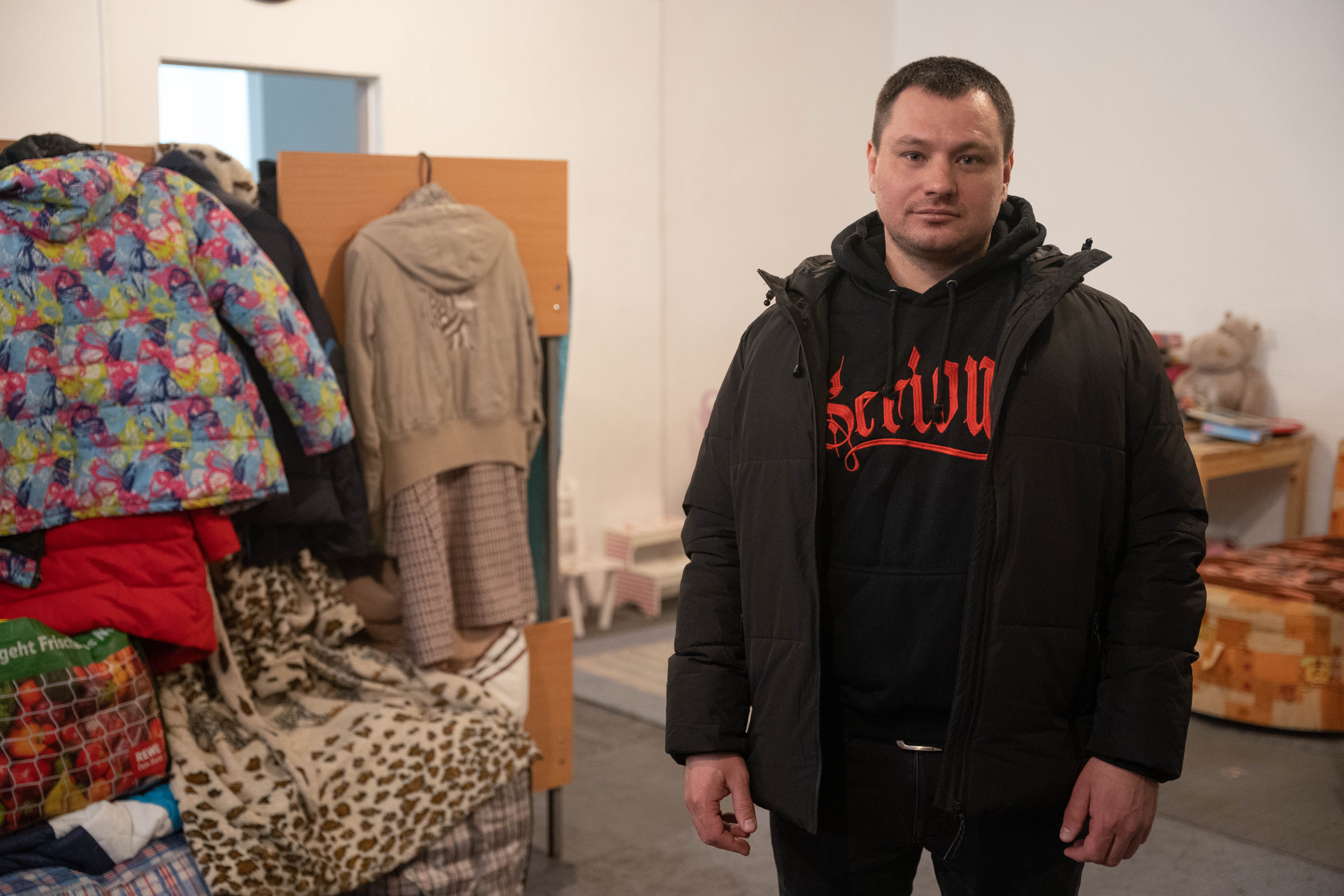 Vadim alquiló un local para instalar un comercio, pero el 24 de febrero decidió que lo convertiría en un refugio. Lo refaccionó y desde agosto recibe compatriotas de todos lados.