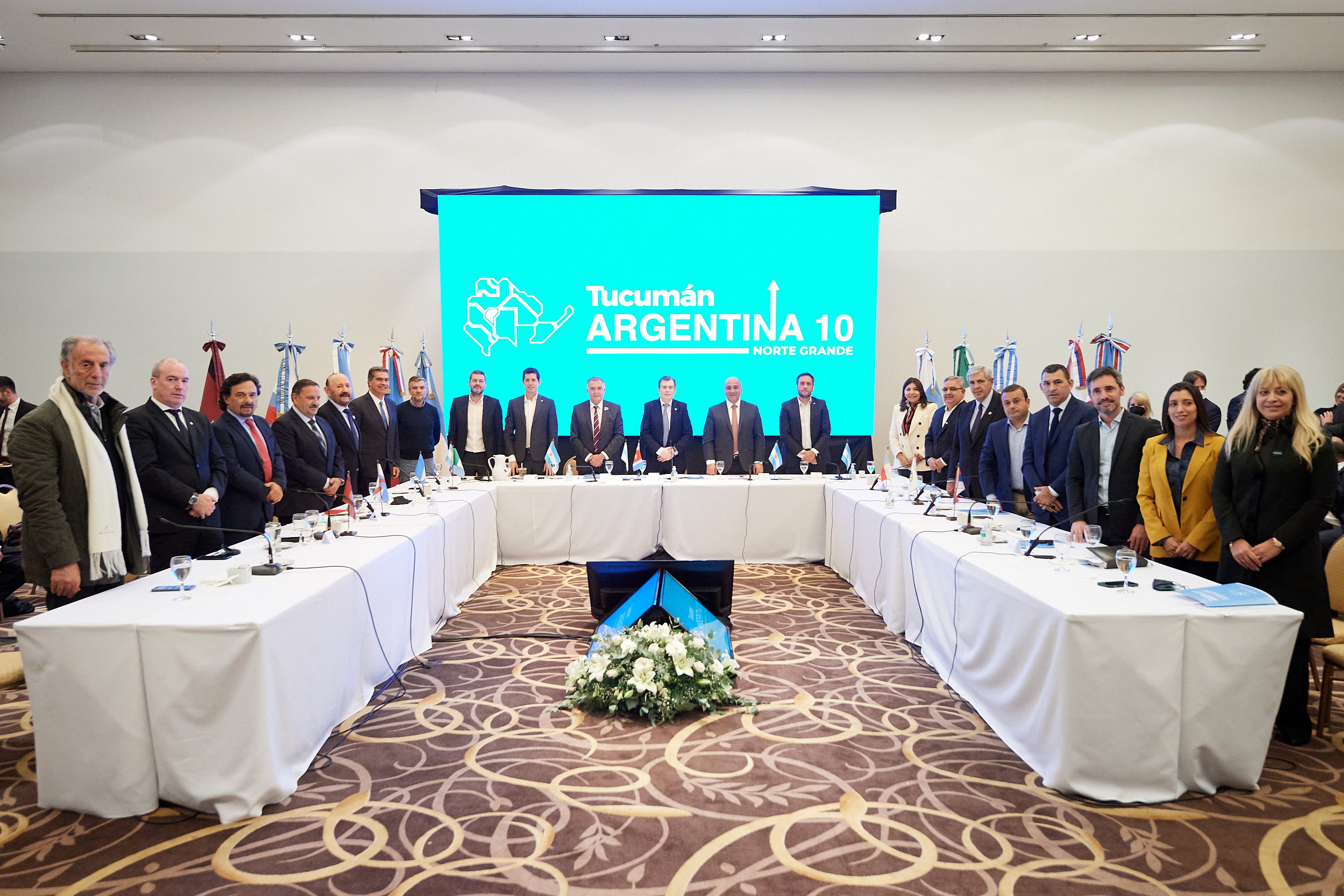 Juan Manzur se reunió con gobernadores del norte: “La inserción de la Argentina al mundo llegará desde el interior”