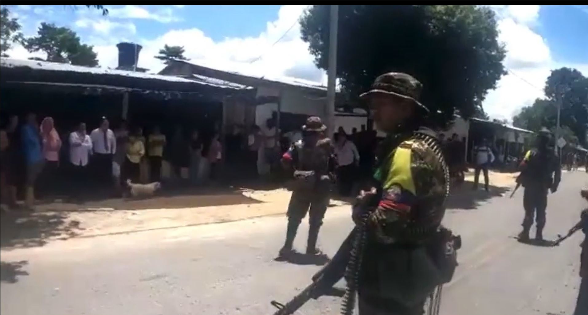 Video: disidencias de las FARC patrullaron en zona rural de Tame, Arauca