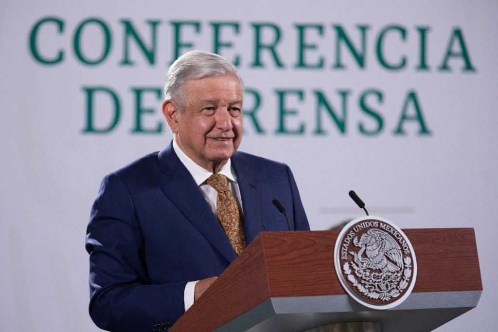 López Obrador celebró la compra de la refinería Deer Park, en Texas (Foto: Presidencia de México)