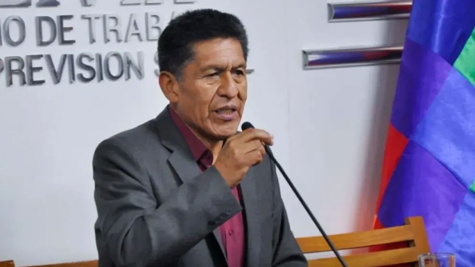 Tensi&oacute;n en Bolivia: Renunci&oacute; el ministro de Trabajo y lo reemplazar&aacute; Williams Bascop&eacute; Laruta