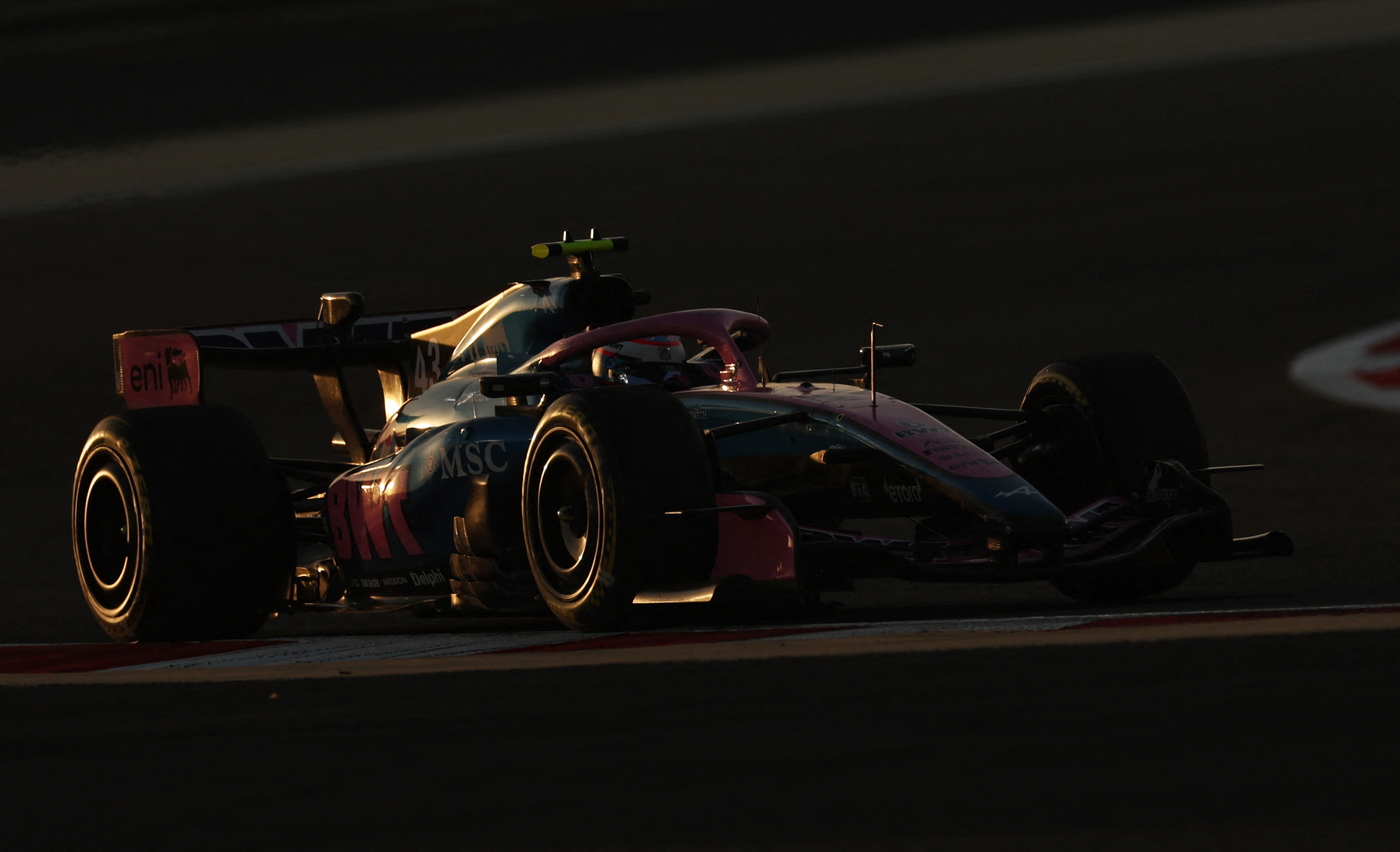 Polonia prohibió el ingreso de vehículos chinos a instalaciones militares por riesgo de espionaje y fuga de datos