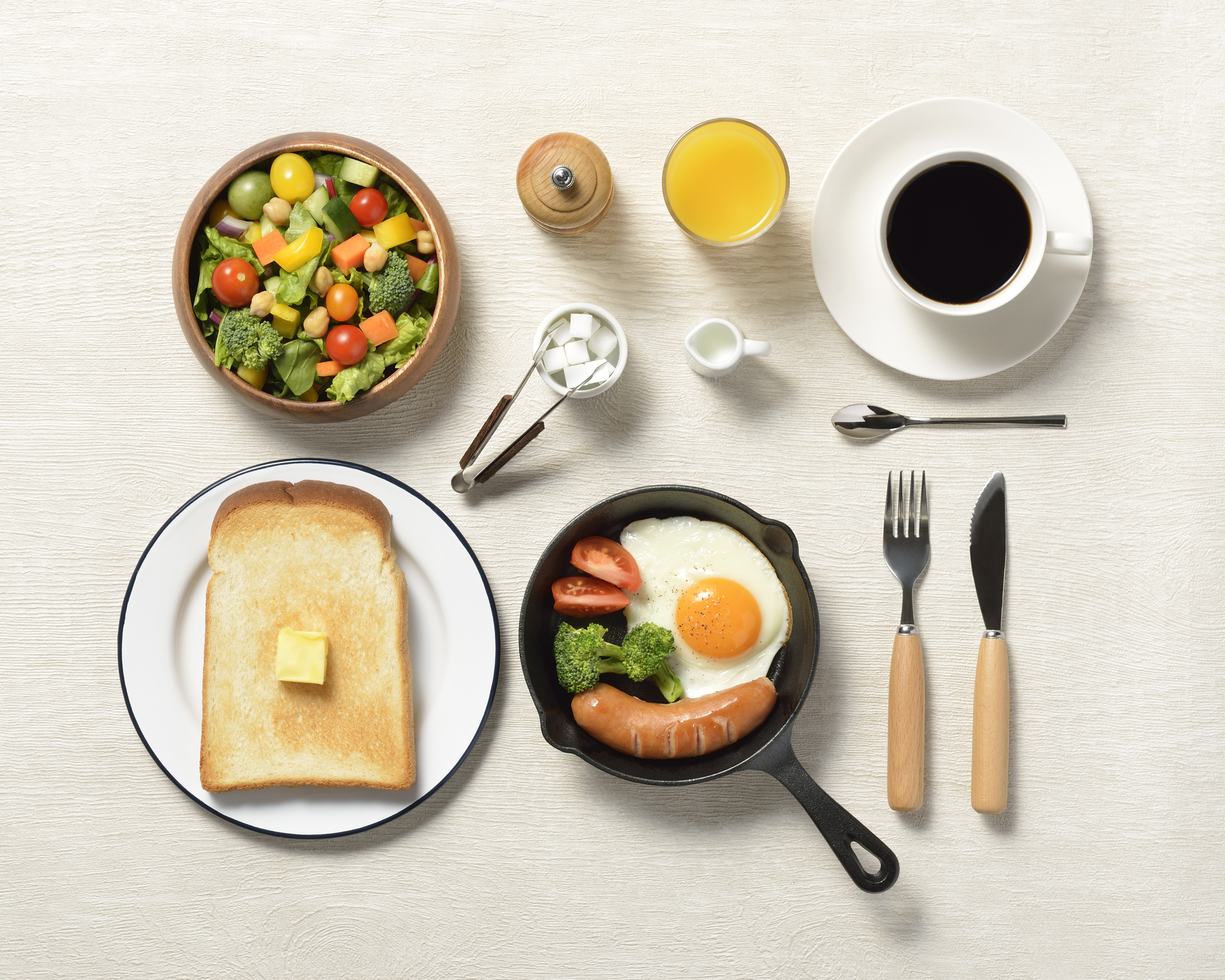 Por qué un desayuno abundante no garantiza bajar de peso