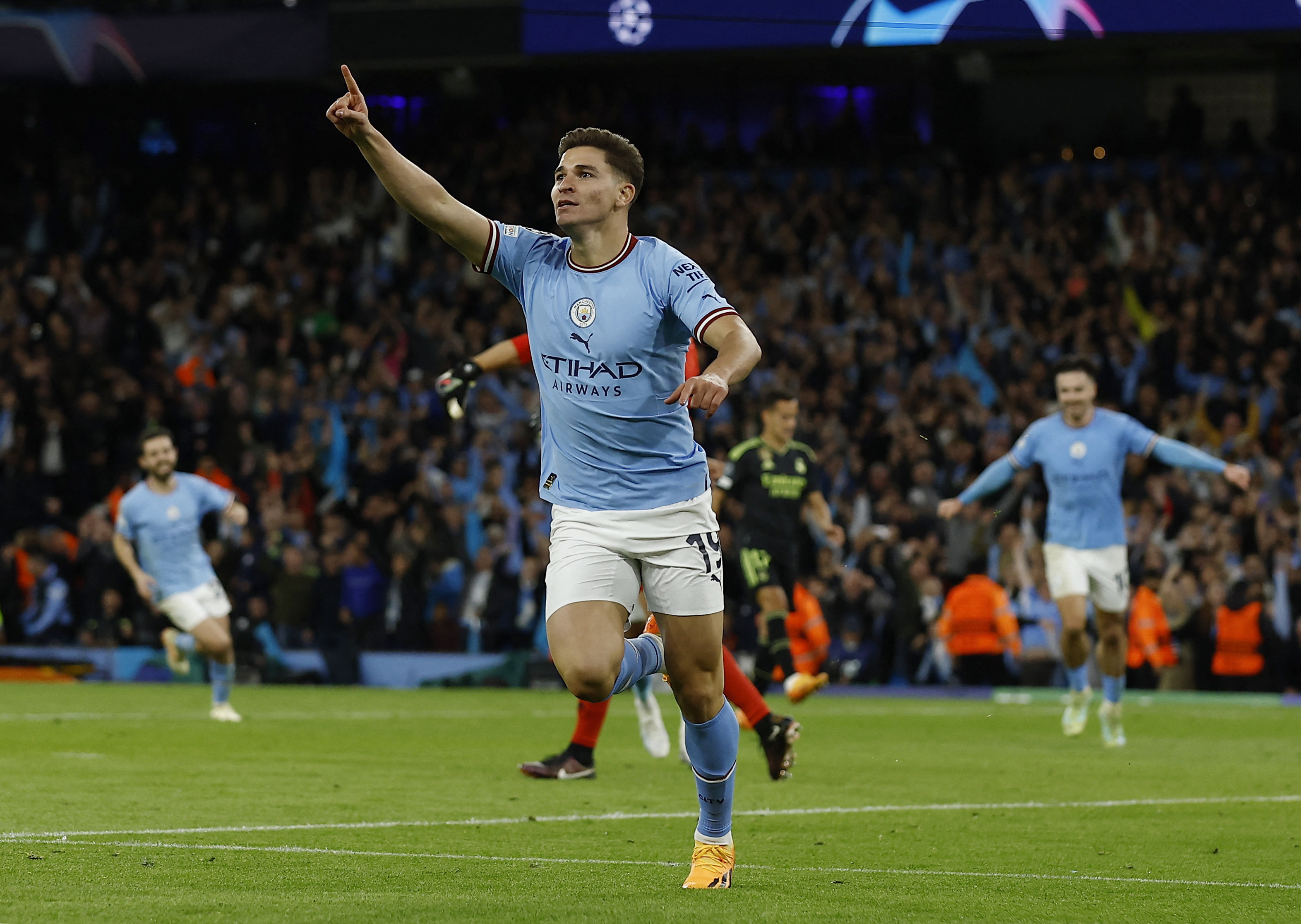 El festejo de Julián Álvarez ante el Real Madrid para sellar el pasaje a la final de la Champions League (Reuters/Jason Cairnduff)