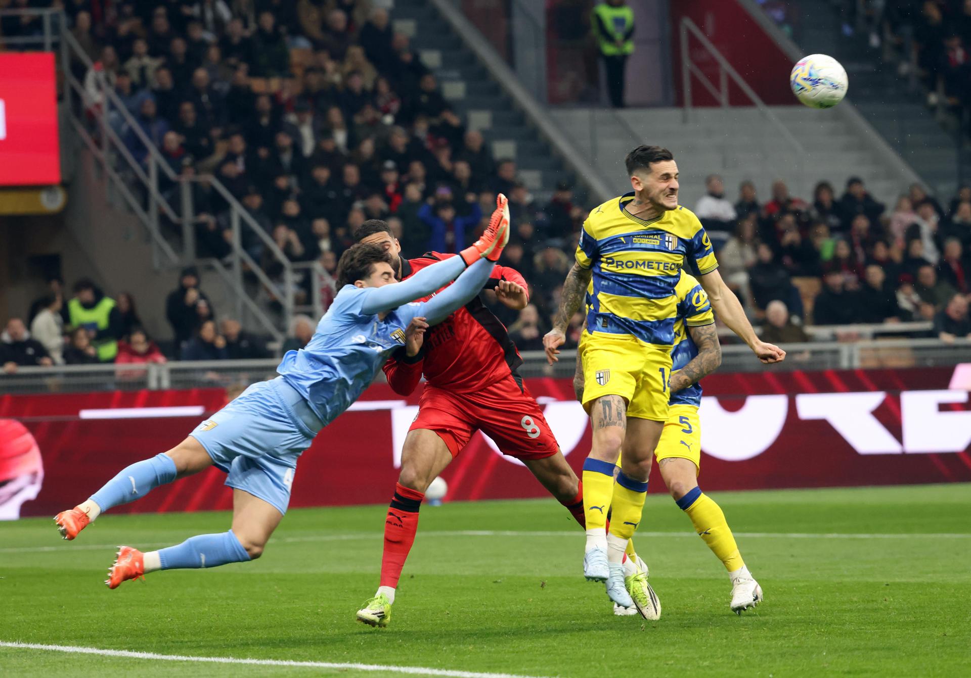 “Nunca ha funcionado”: Robin Brooks, un economista de EEUU, volvió a criticar la política cambiaria del gobierno de Milei