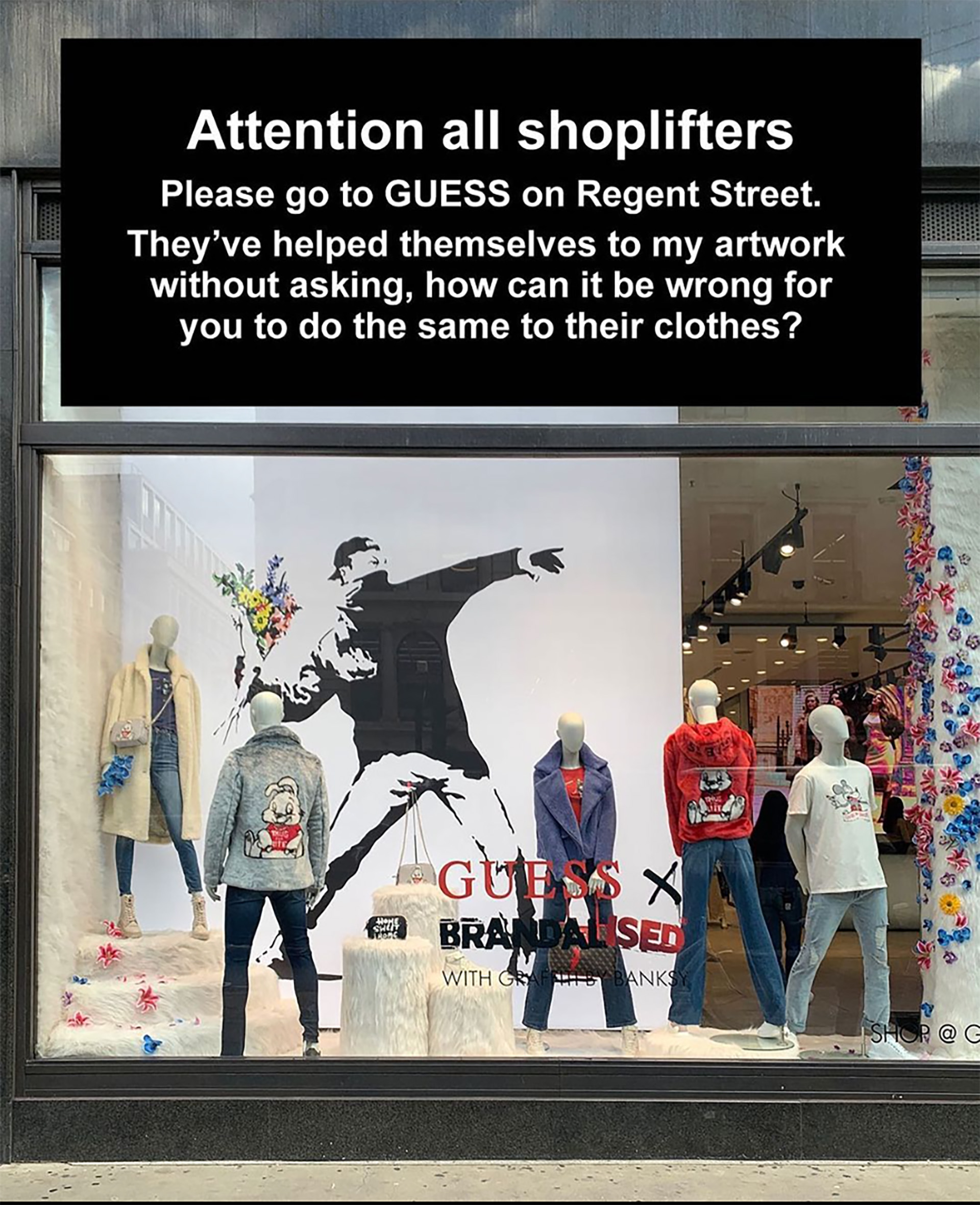 El último posteo de Banksy llamando a la acción sobre la tienda que usó sus diseños