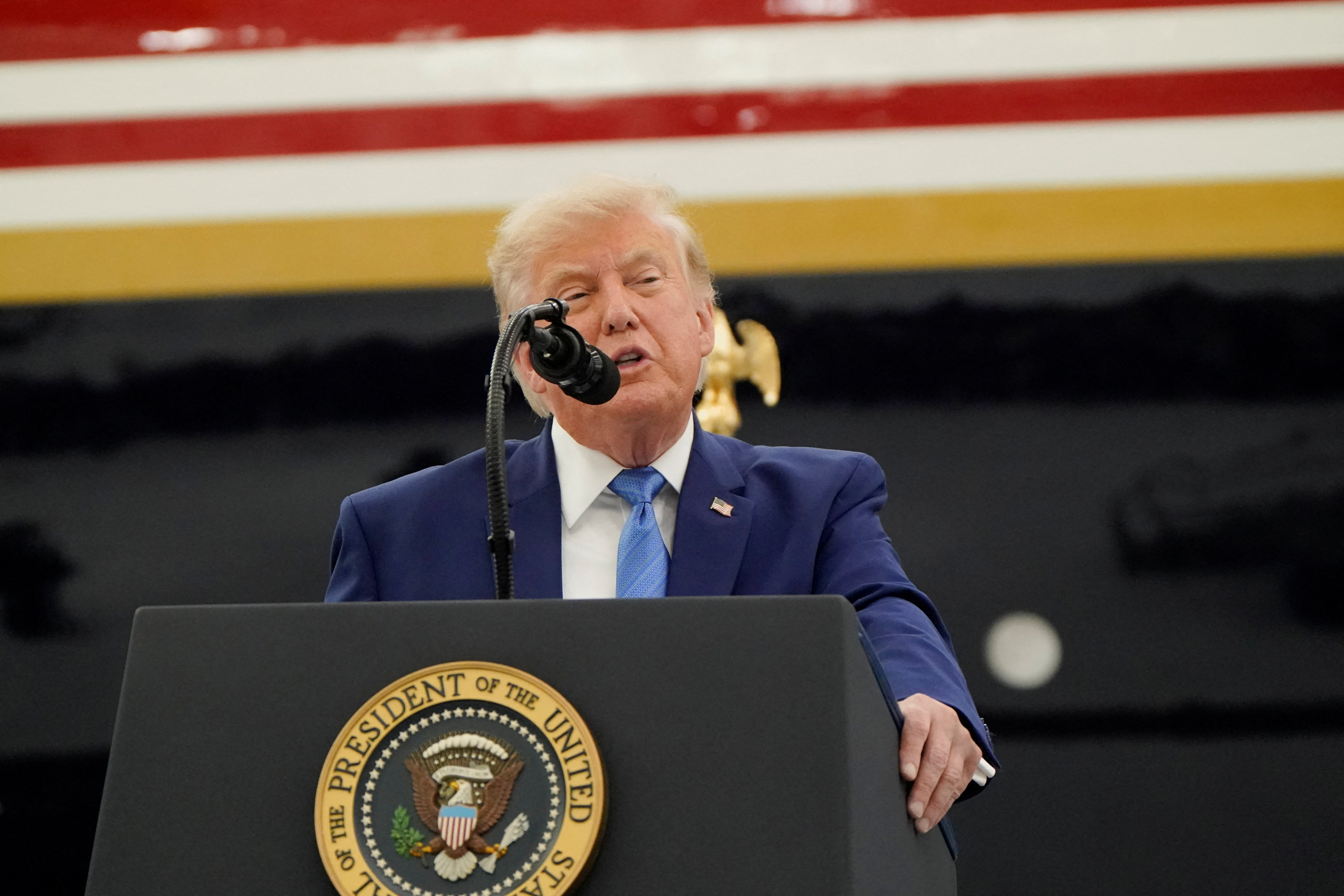Trump amenaz&oacute; con atacar a Ir&aacute;n si el r&eacute;gimen no detiene las hostilidades provocadas por Hezbollah en L&iacute;bano