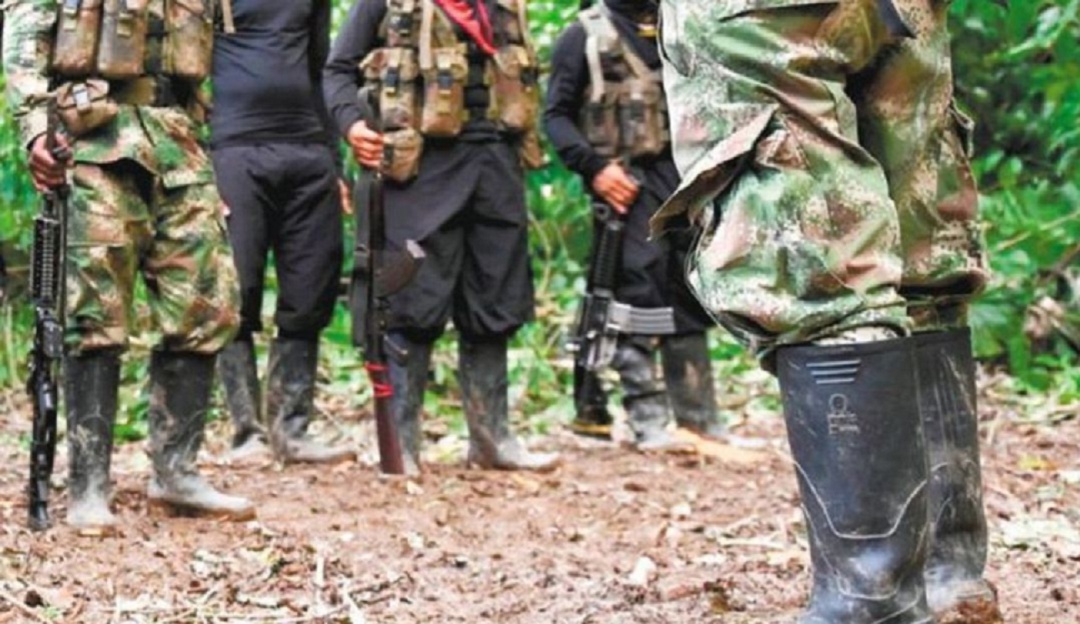 Imagen de archivo referencial de grupos armados en Colombia. Foto: Colprensa