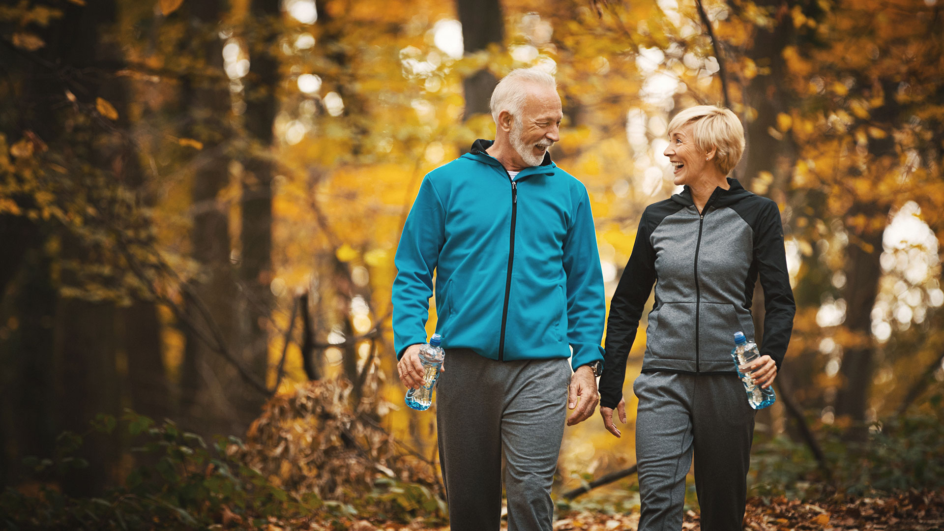 Quienes caminan de manera frecuente y sostenida tienen menos riesgo de sufrir insuficiencia cardíaca en relación a las personas sedentarias 