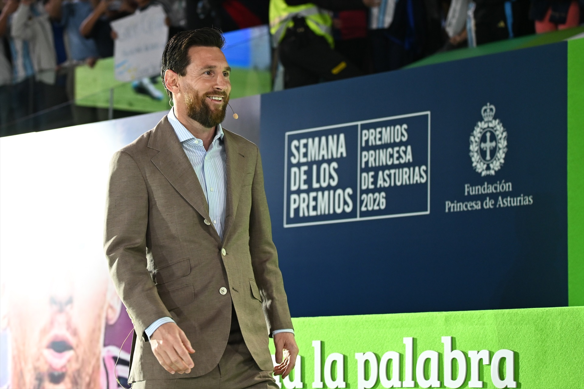 Messi, embajador de Argentina en España: homenajes, afecto y un premio histórico