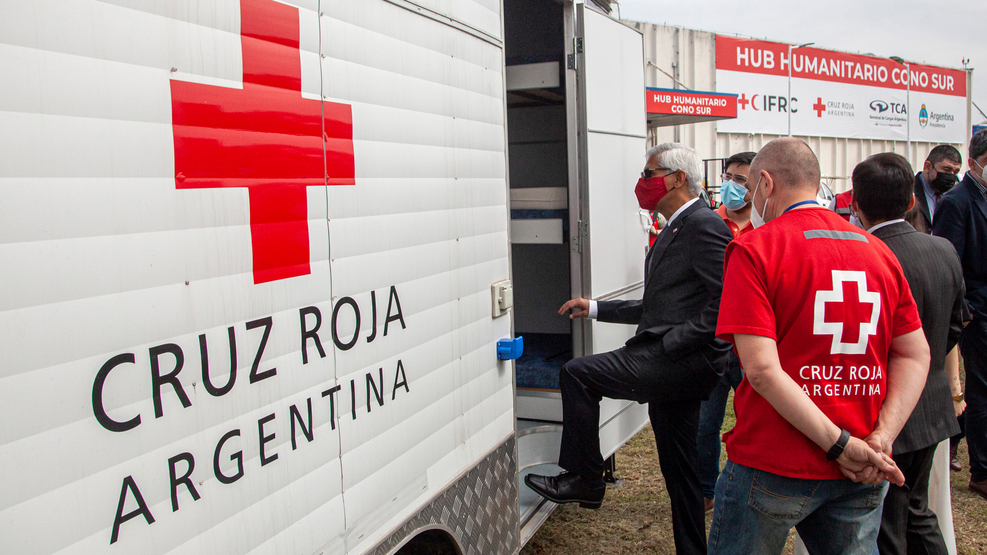 "Creo que, en los últimos 18 meses, la Cruz Roja hizo un gran trabajo. Hicimos un gran aporte a nivel global para tener acceso a las vacunas, trabajando en el terreno por la gente", dice Chapagain (Foto: Martín Gallino)