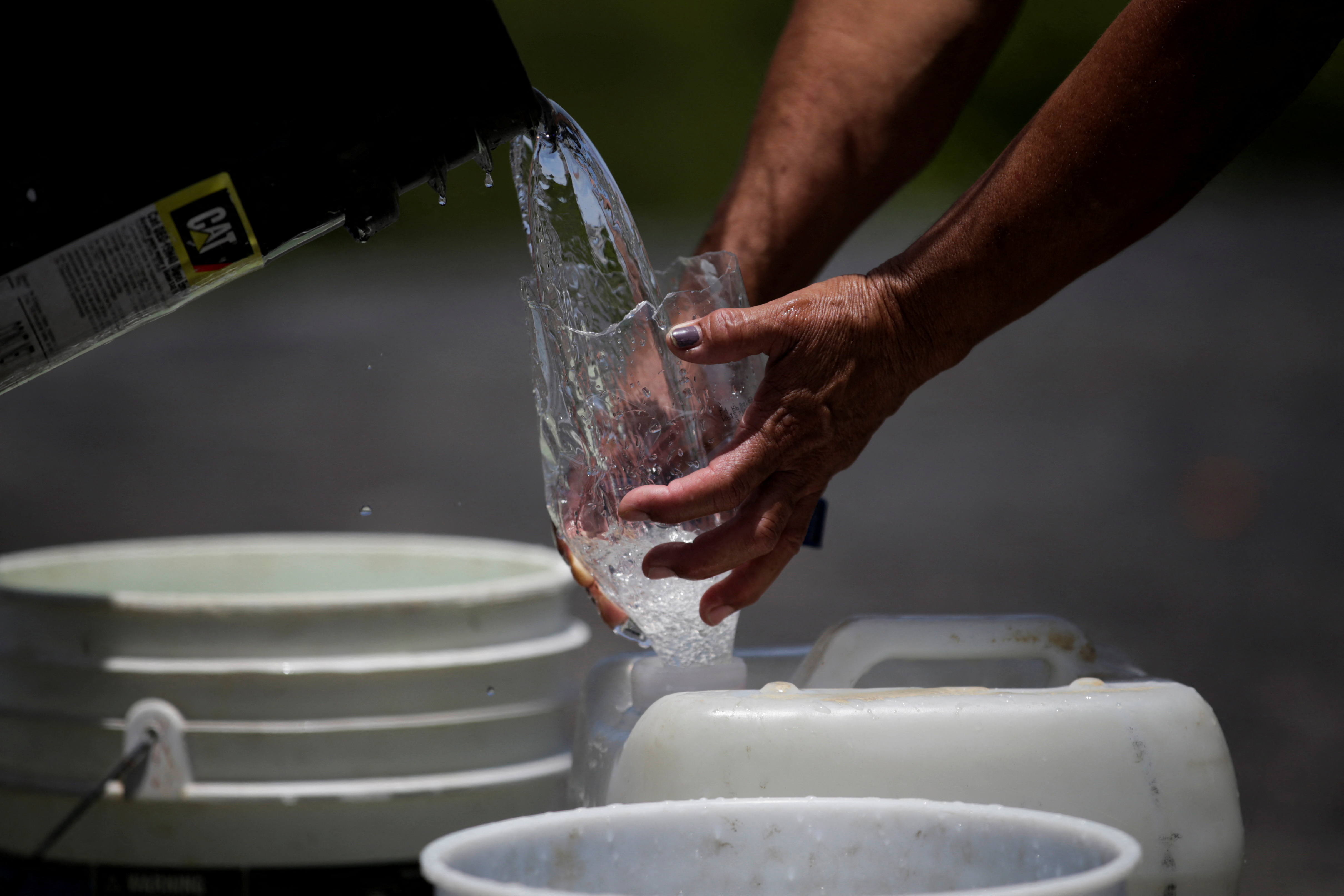 Al menos 39 industrias y agricultores se sumaron a la propuesta de AMLO para abastecer agua en Nuevo León