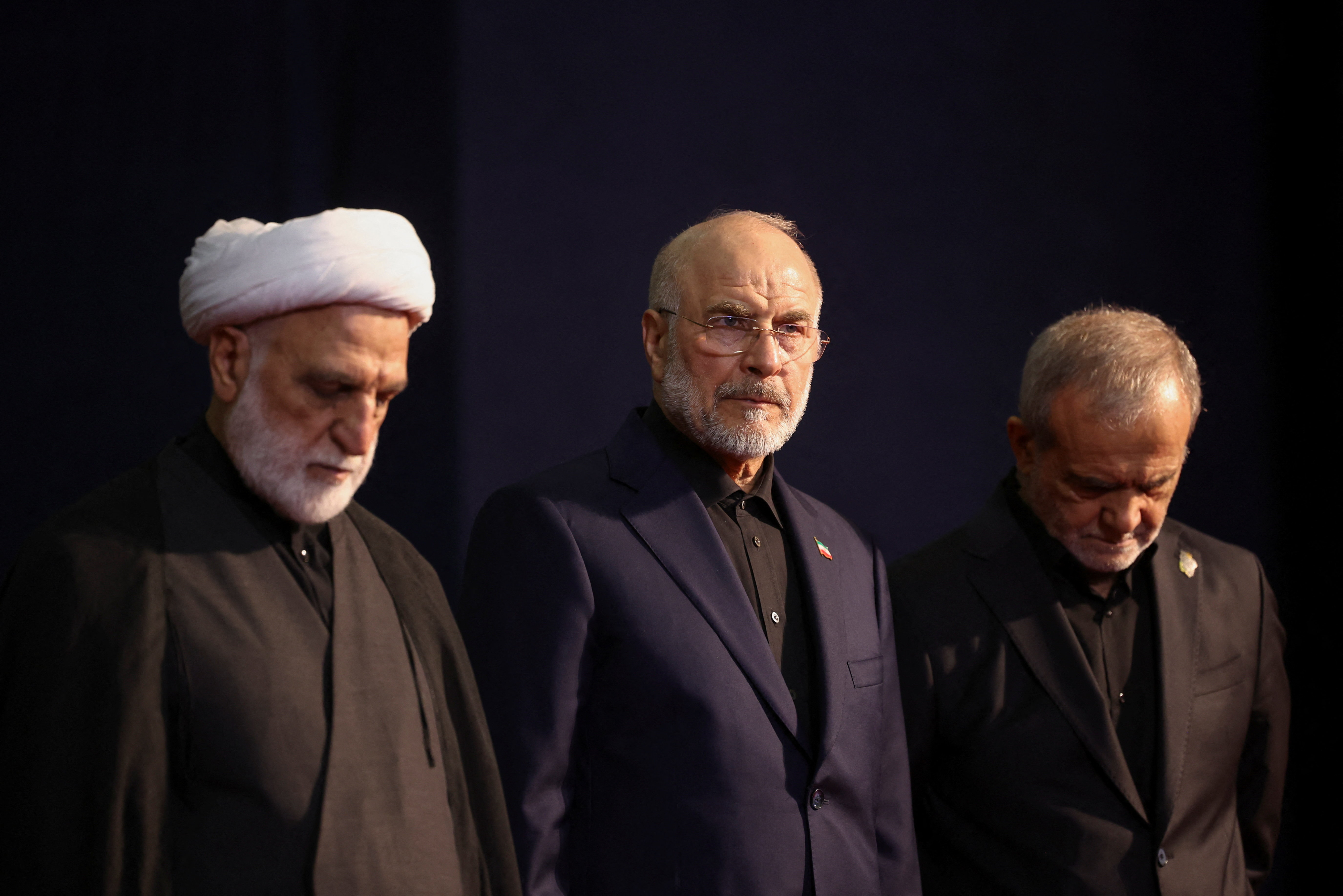 El r&eacute;gimen de Ir&aacute;n se atribuy&oacute; la victoria en la guerra contra EEUU e Israel y reivindic&oacute; el control del estrecho de Ormuz