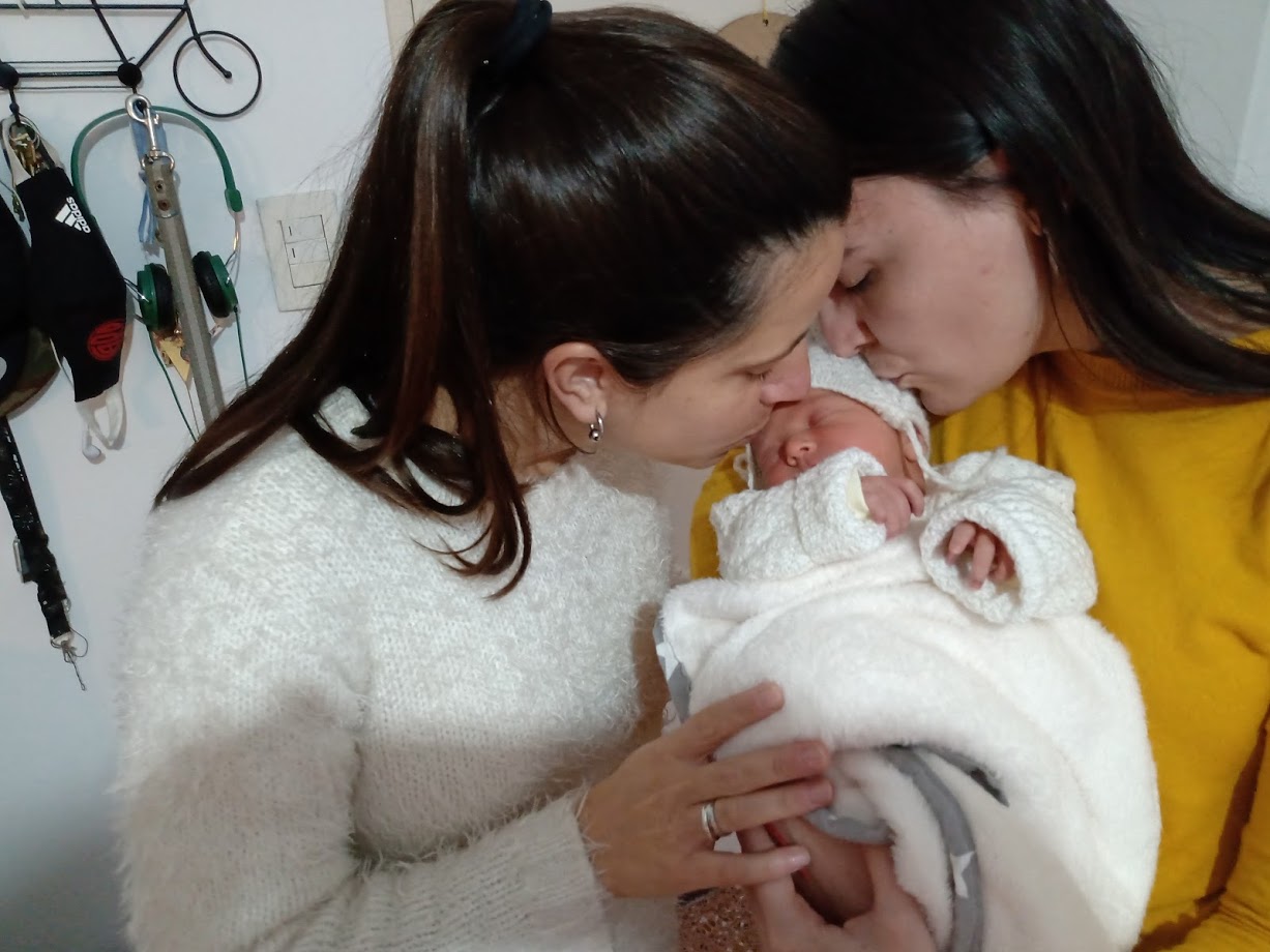 Una pareja de mujeres y el deseo cumplido de ser mamá y mamá: “Es el resultado de vivir en libertad” 