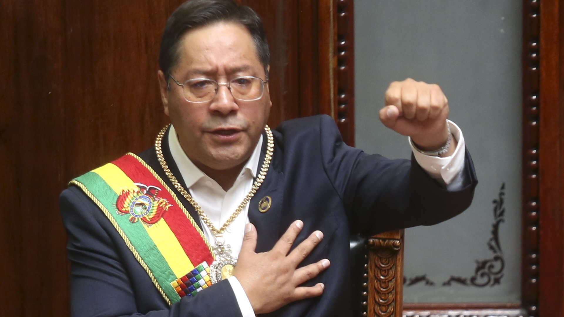 Economistas ven sesgo en las cifras de Luis Arce y le piden olvidarse de Jeanine Luis Arce juró como nuevo presidente de Bolivia en el retorno del MAS al poder - Infobae