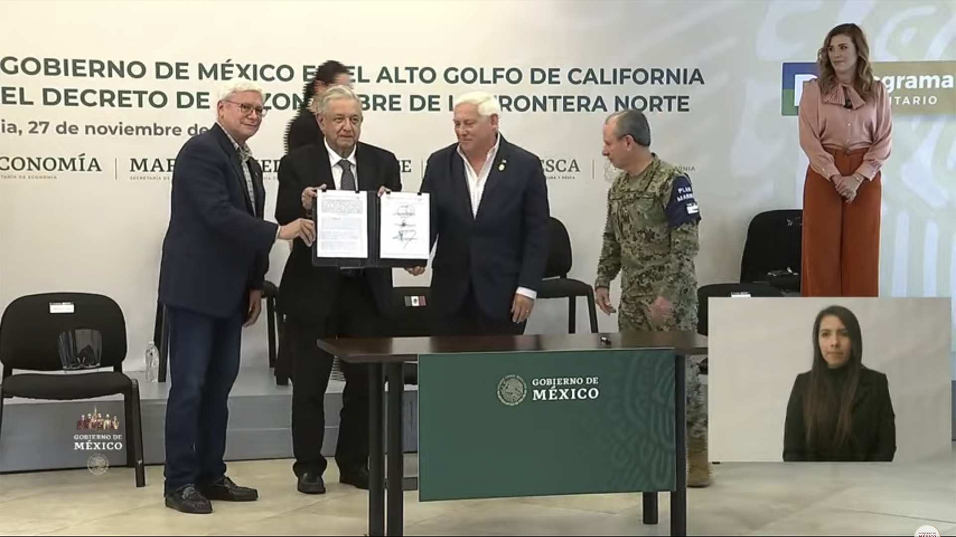 López Obrador y la firma del decreto en Mexicali (Foto: Captura de pantalla)