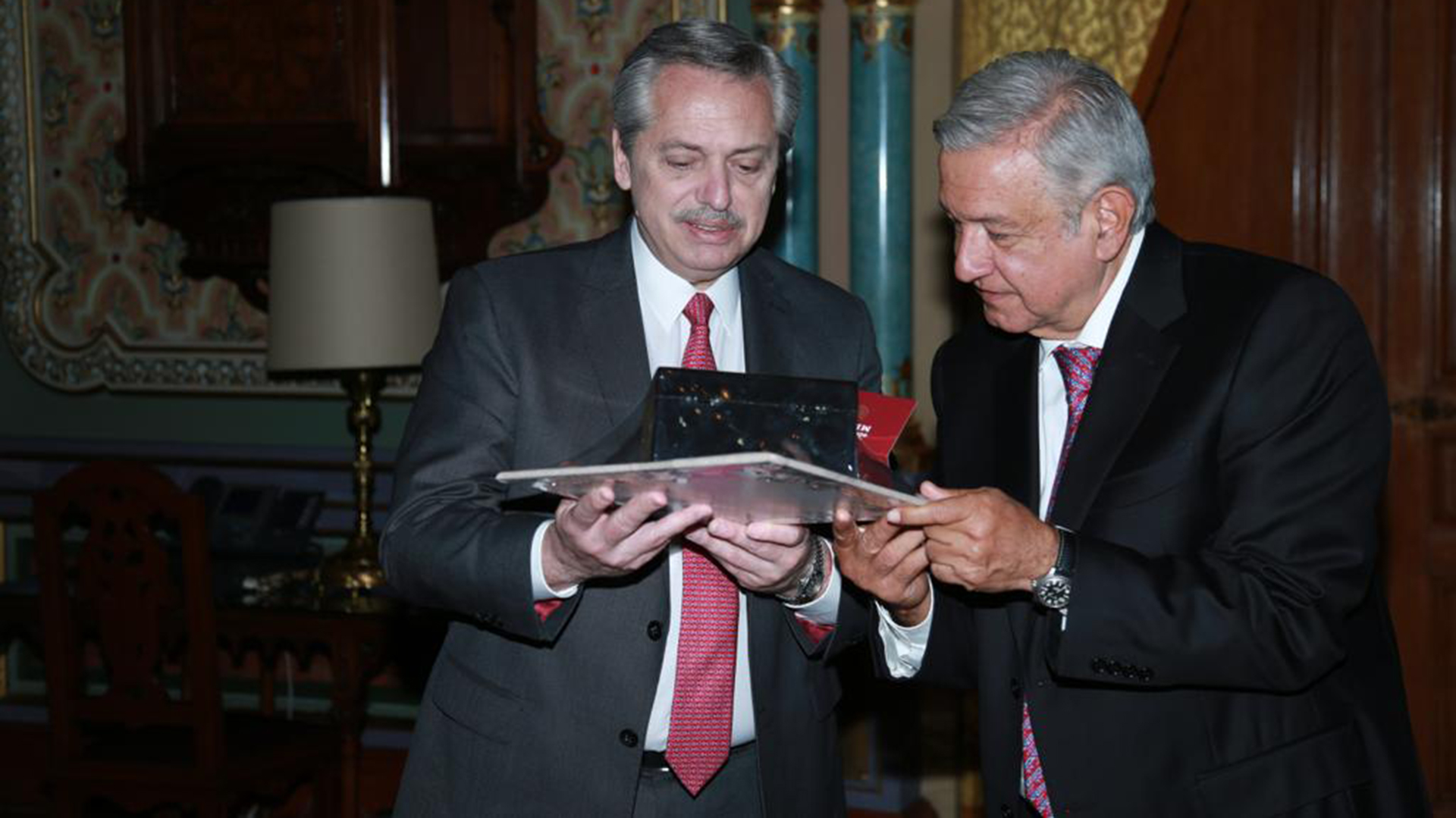 Alberto Fernández y Andrés Manuel López Obrador durante su reunión oficial en la Ciudad de México