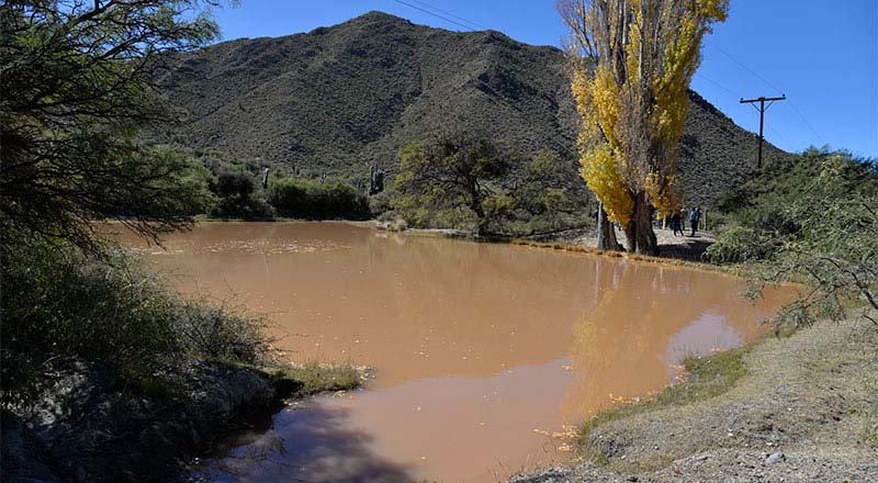 El agua que llega a la zona en la que se desarrolla el proyecto no es apta para el consumo porque el río pasa por una zona con arcilla. (Imagen: Keren Kayemet)