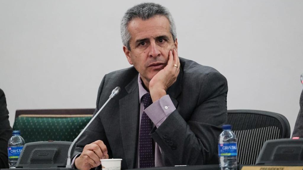 Declaraciones  y carta a las disidencias de Danilo Rueda molestaron al ministro del Interior: “Esto no es con carticas, ni con mensajitos”