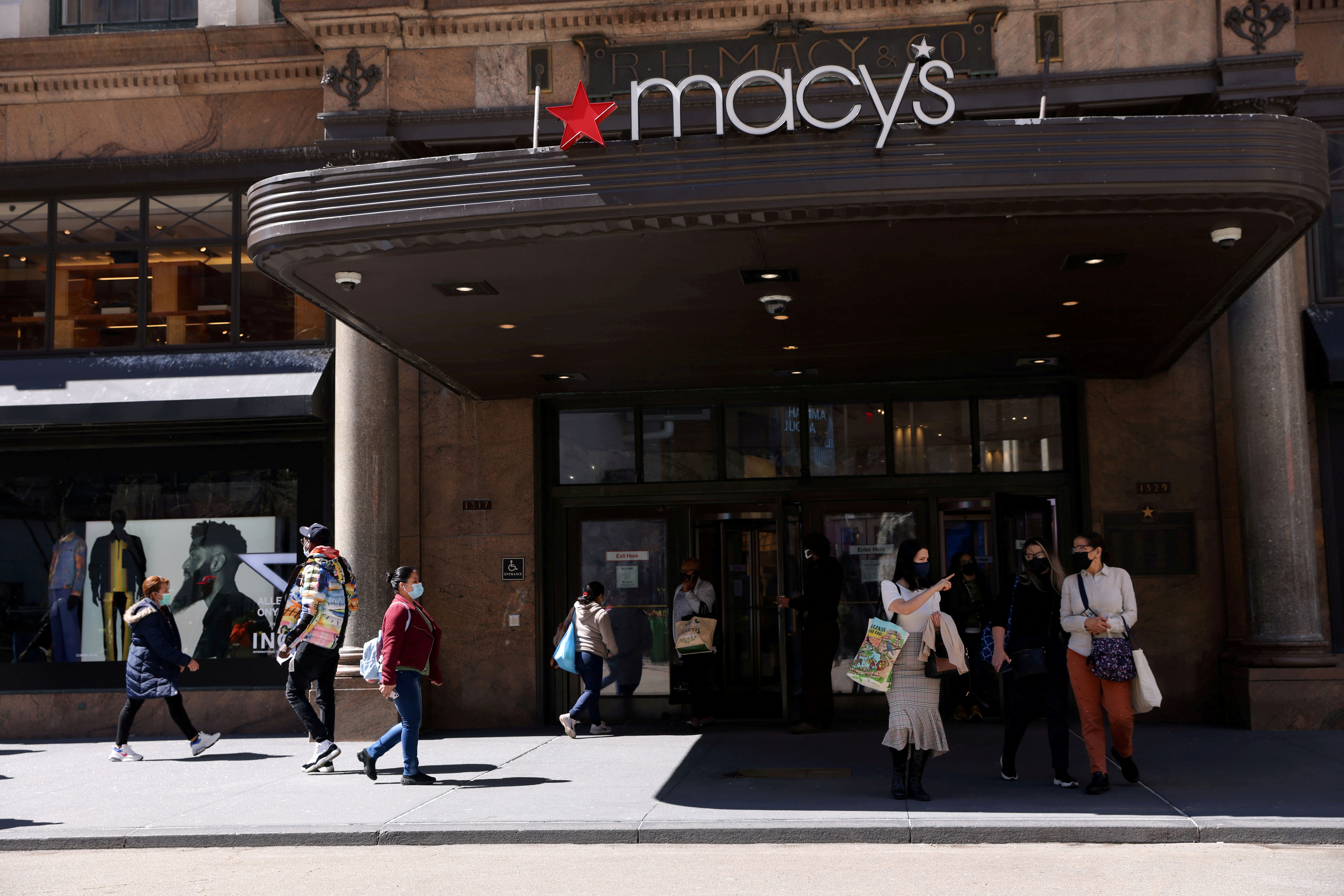 La emblemática tienda Macy's de Estados Unidos llega a la Argentina: cómo comprar Infobae