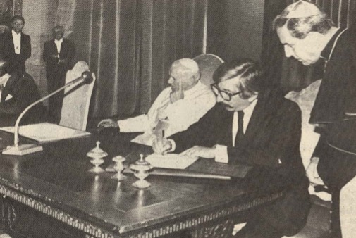 Firma del Tratado de Paz y Amistad