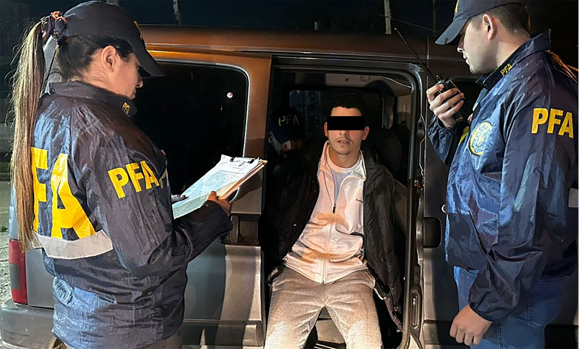 Morir por un pu&ntilde;ado de d&oacute;lares falsos: la historia del ins&oacute;lito "crimen cuevero" de Villa Celina