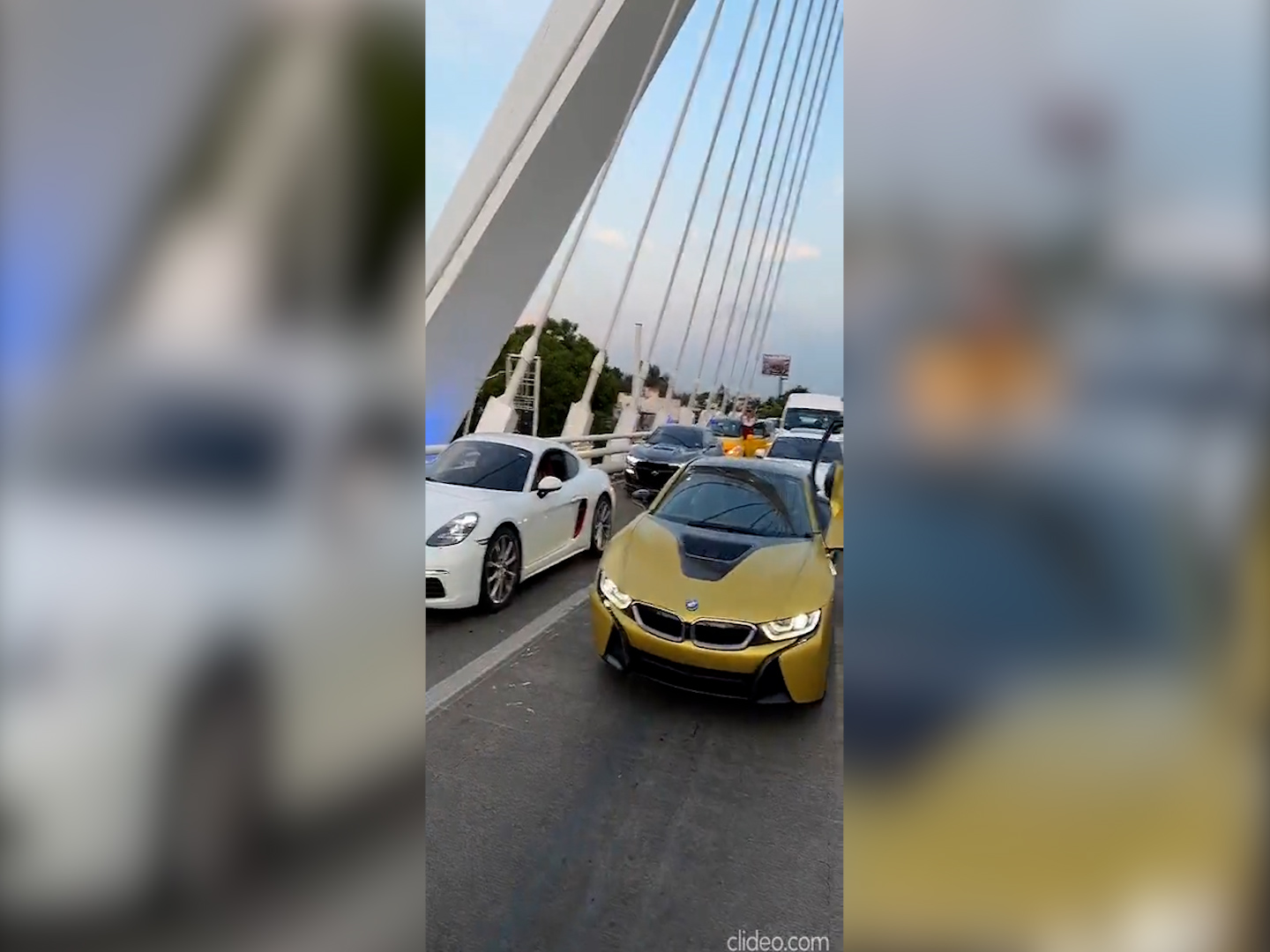 Fofo Márquez se volvió viral por bloquear el tránsito de vehículos (TikTok: @fofomarquezofficial Fofo" Captura de pantalla de Márquez Guadalajara)