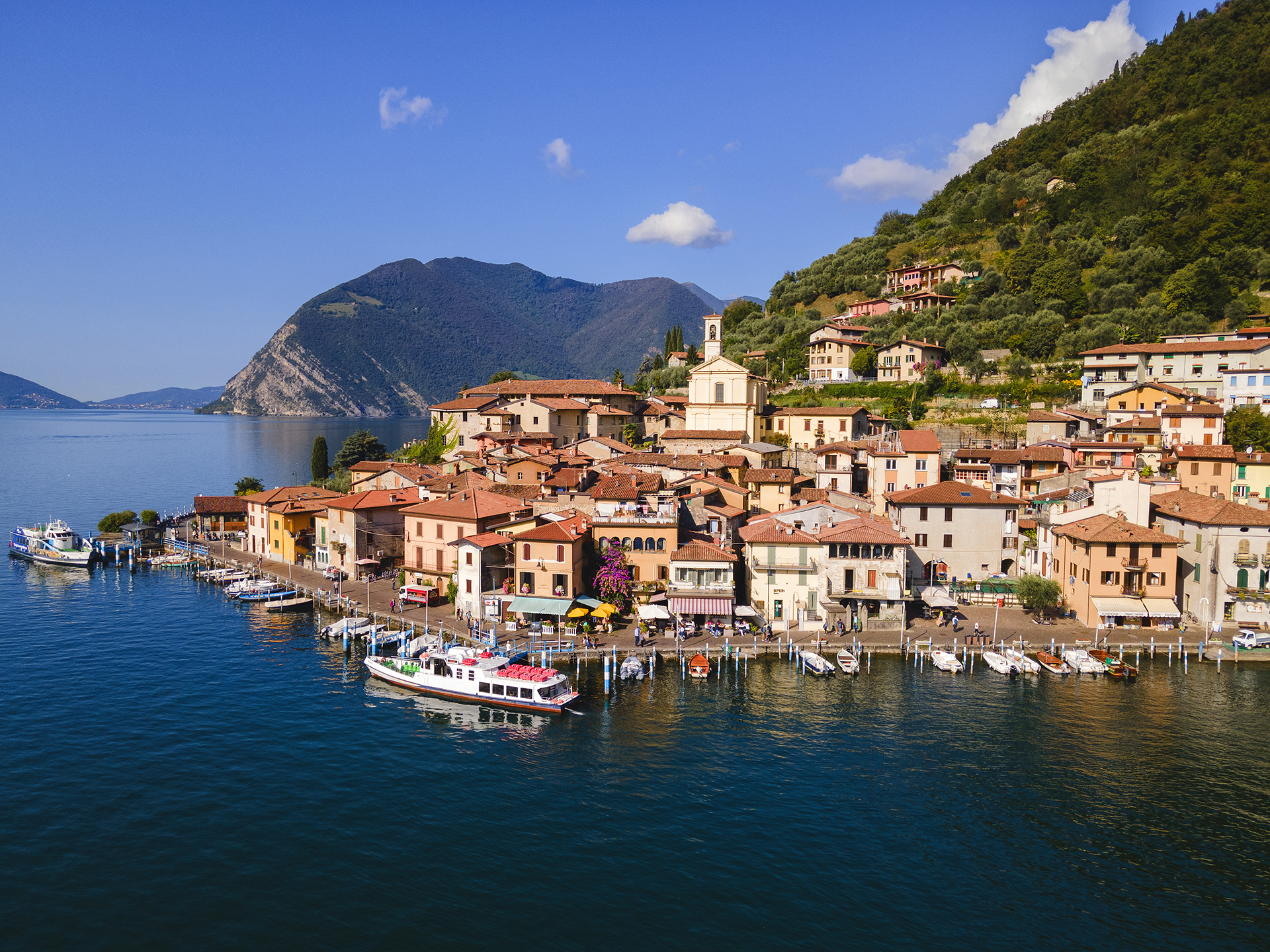 Los increíbles lagos italianos que la mayoría de los turistas no conocen -  Infobae, image size:1920x1440